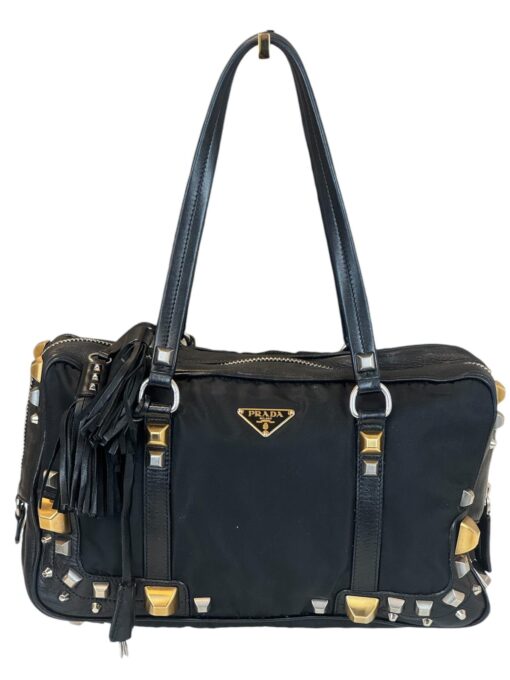 Borsa Prada Borchiata in Nylon e Pelle Nera