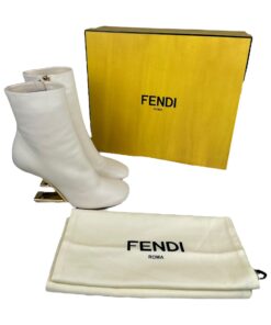 Alternative view of Stivaletti Fendi First in Pelle Bianca Liscia