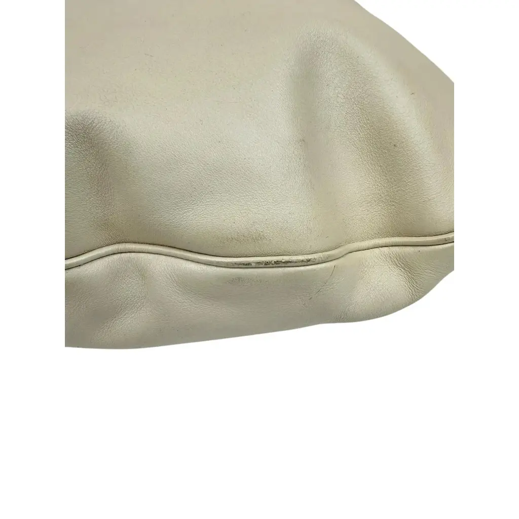 Borsa a Spalla Gucci in Pelle Color Burro - immagine 9