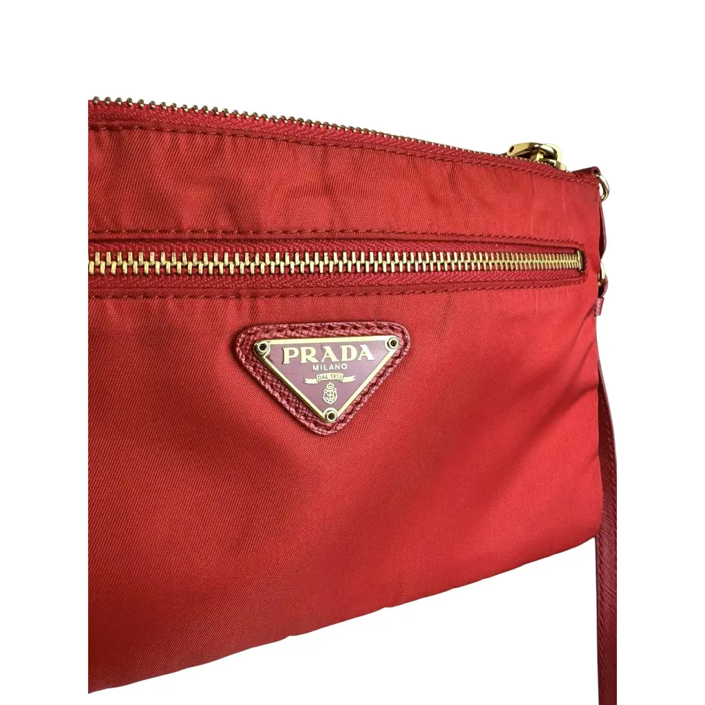 Pochette Prada in Nylon Rosso - immagine 2