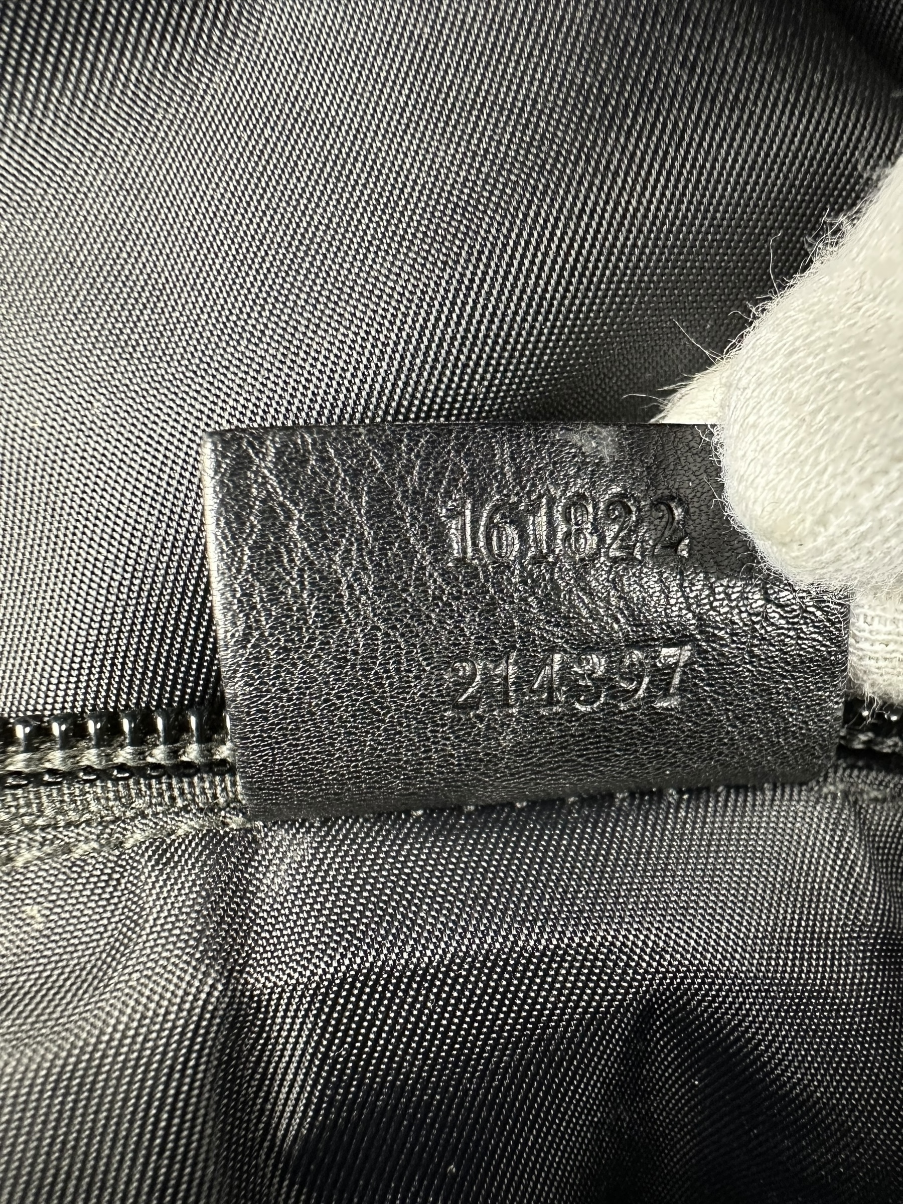 Borsa a Tracolla Gucci in Tessuto e Pelle GG Nera - immagine 21