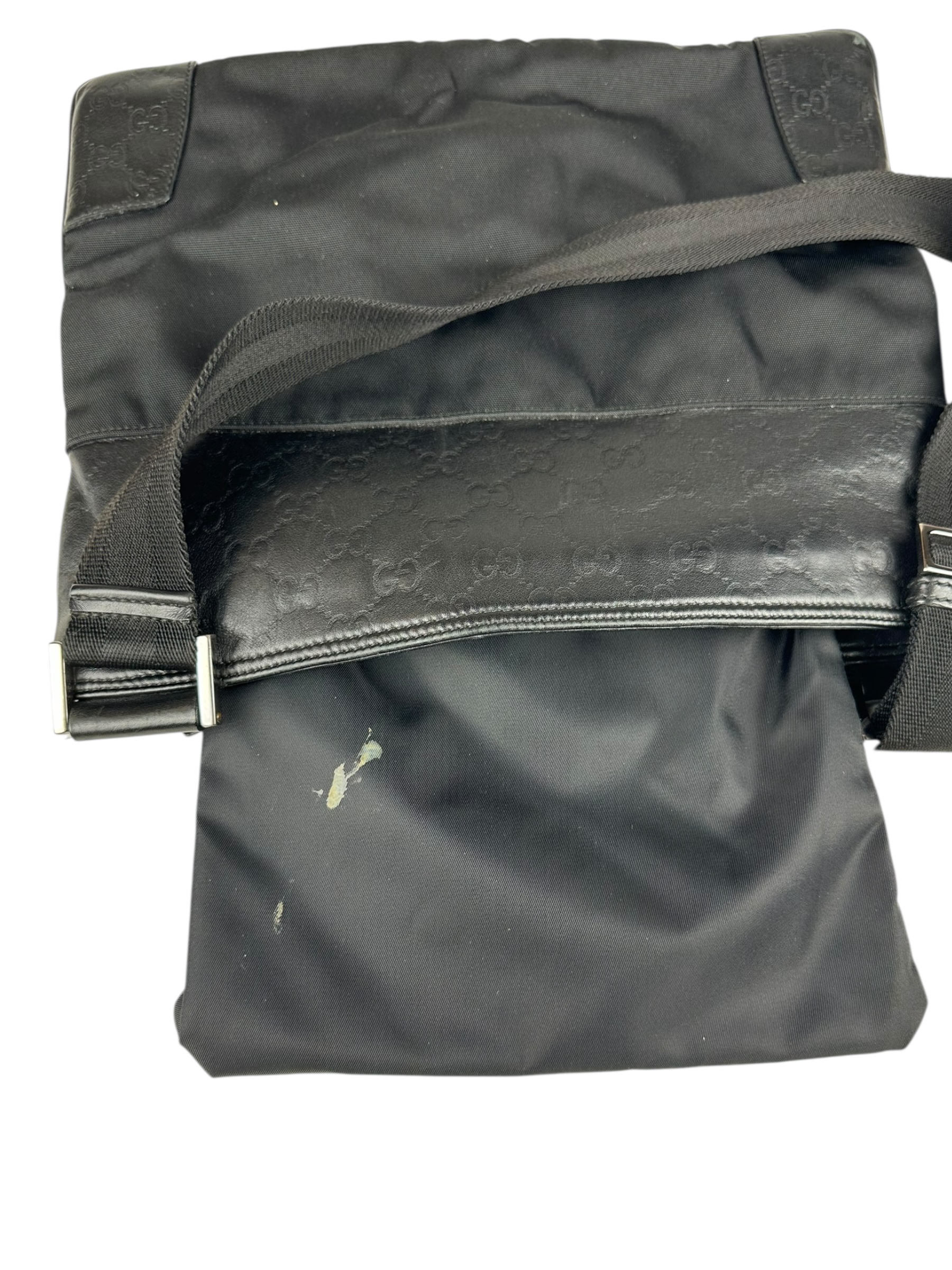 Borsa a Tracolla Gucci in Tessuto e Pelle GG Nera - immagine 19