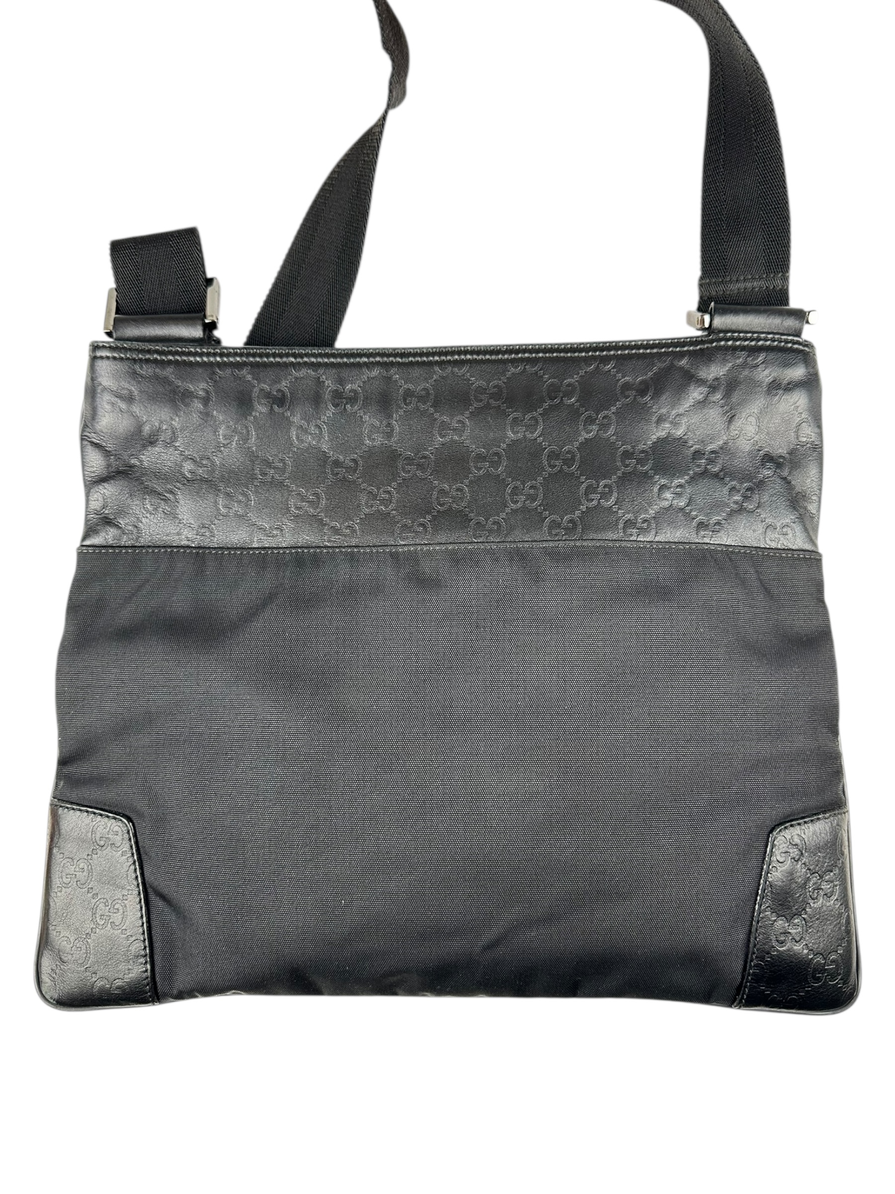 Borsa a Tracolla Gucci in Tessuto e Pelle GG Nera - immagine 4