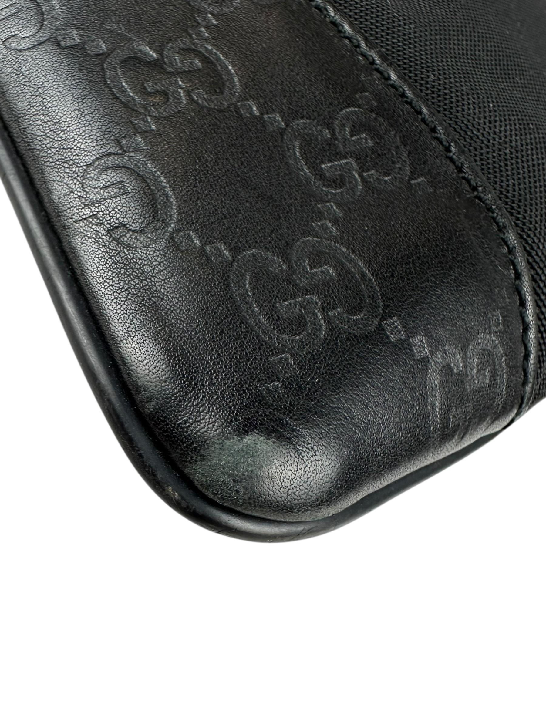 Borsa a Tracolla Gucci in Tessuto e Pelle GG Nera - immagine 11