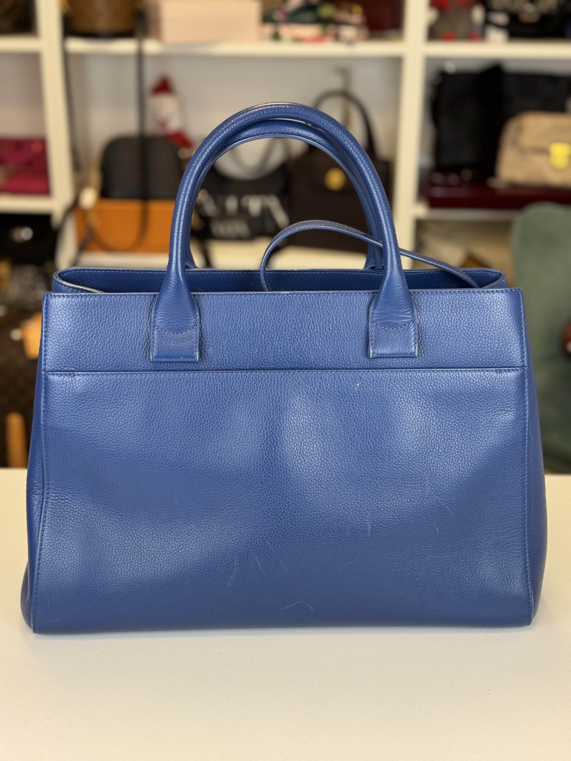 Borsa Tote Chanel Neo Executive in Pelle Martellata Blu - immagine 3