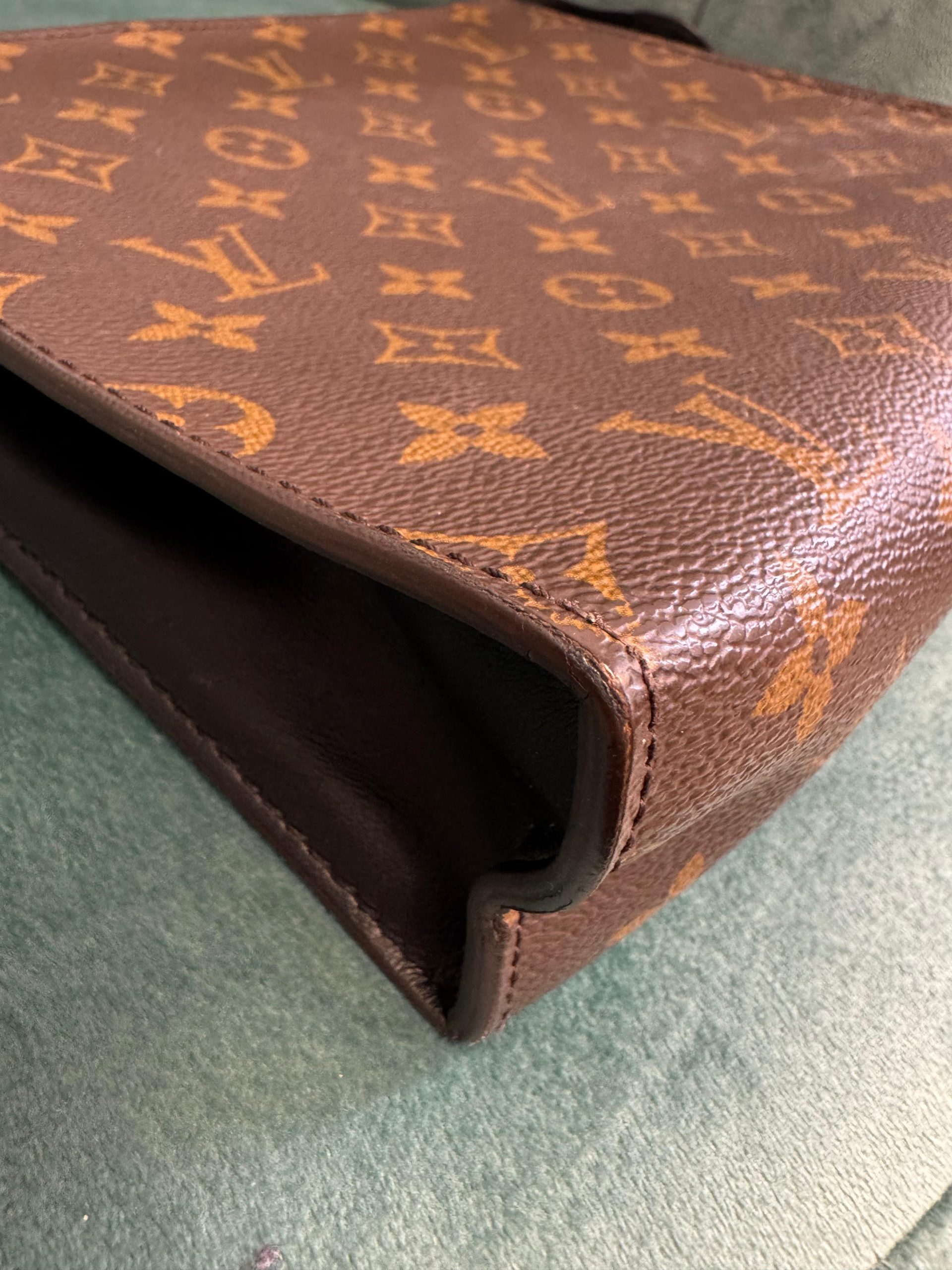 Pochette Louis Vuitton Trousse Toilette 26 in Tela Monogram - immagine 13