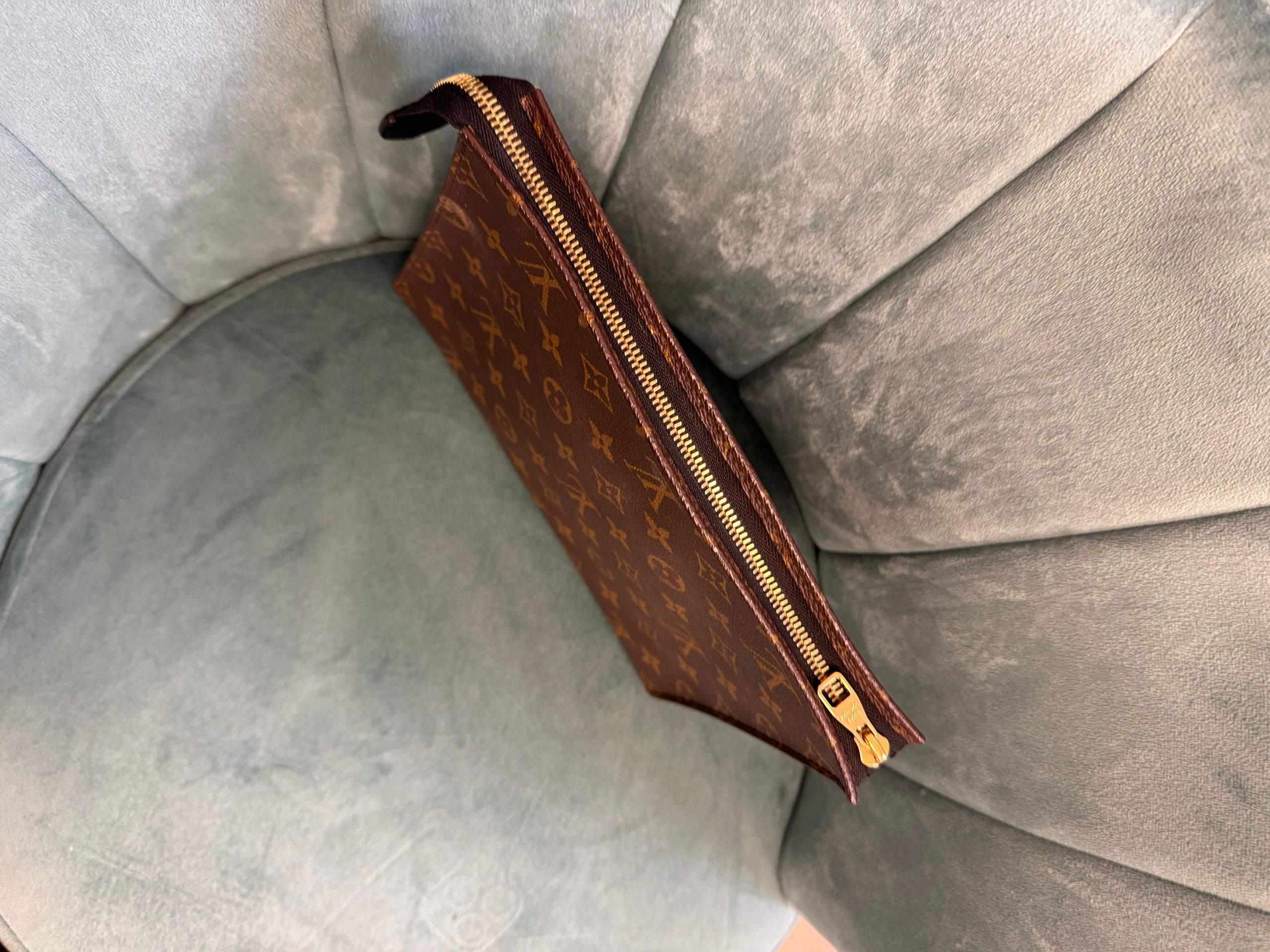 Pochette Louis Vuitton Trousse Toilette 26 in Tela Monogram - immagine 18