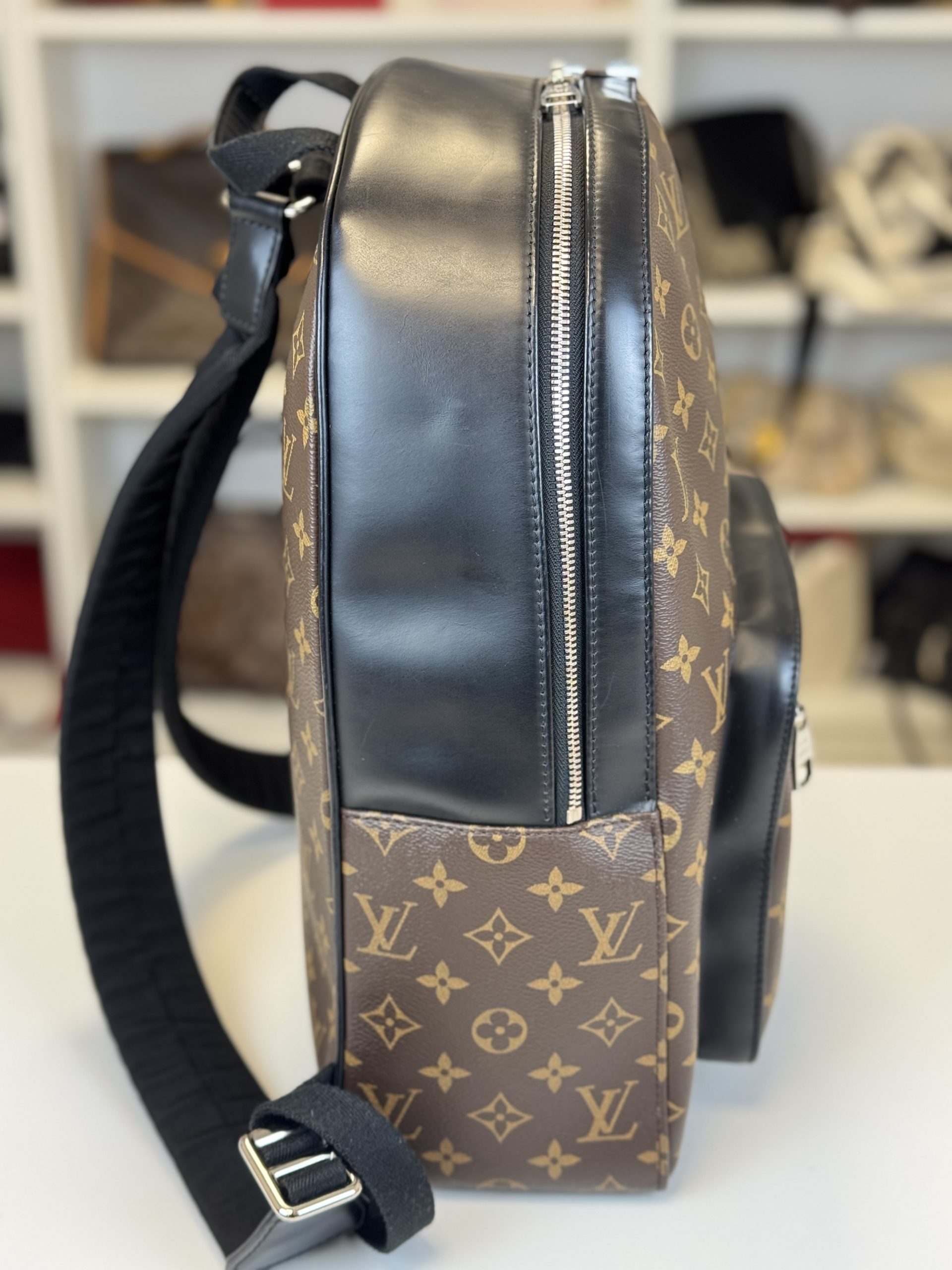 Zaino Louis Vuitton Josh Monogram Macassar - immagine 8