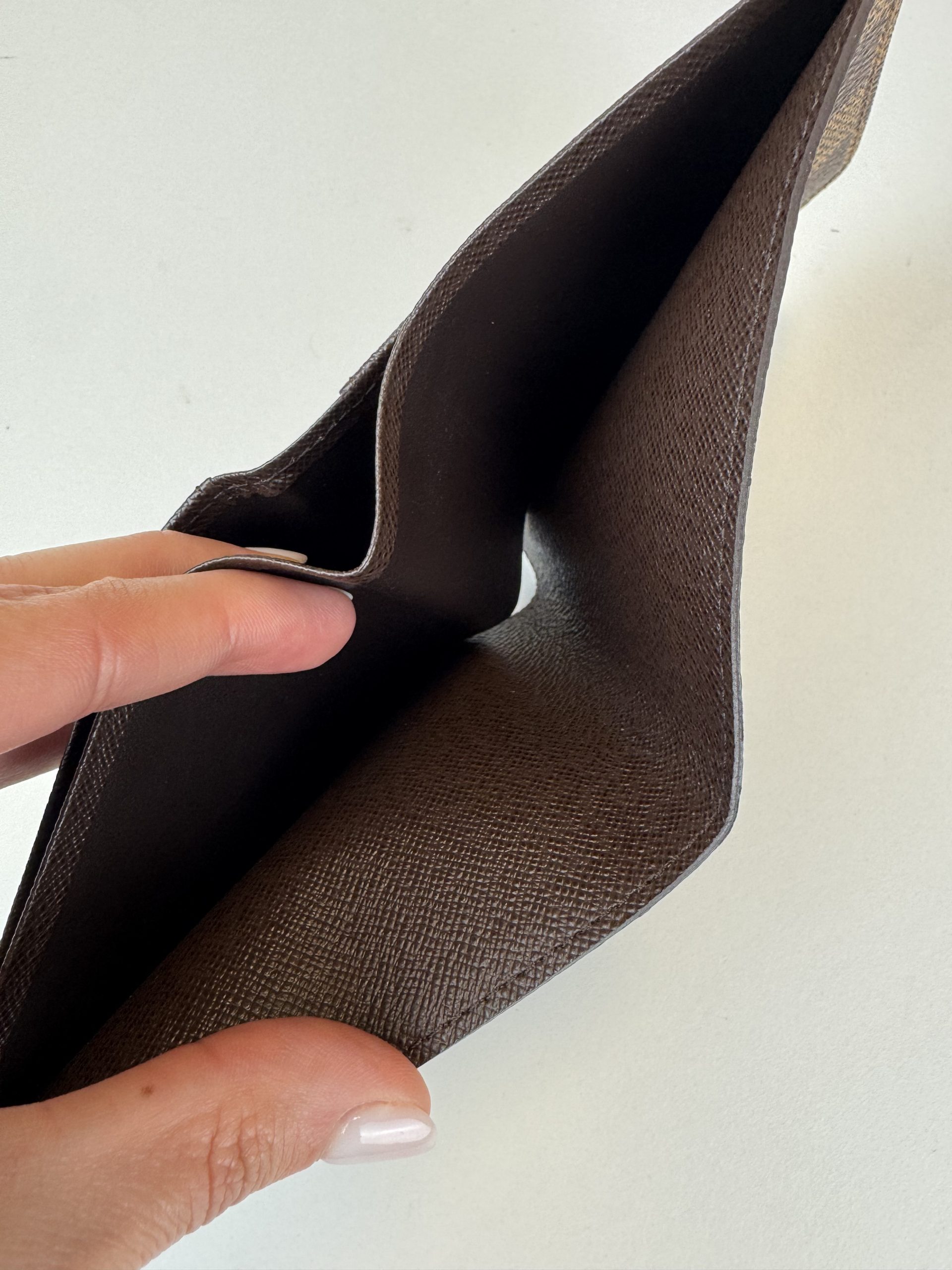 Portafoglio Louis Vuitton in tela Damier Ébène - immagine 7
