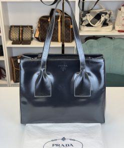 Borsa Prada a Spalla in Pelle Nera