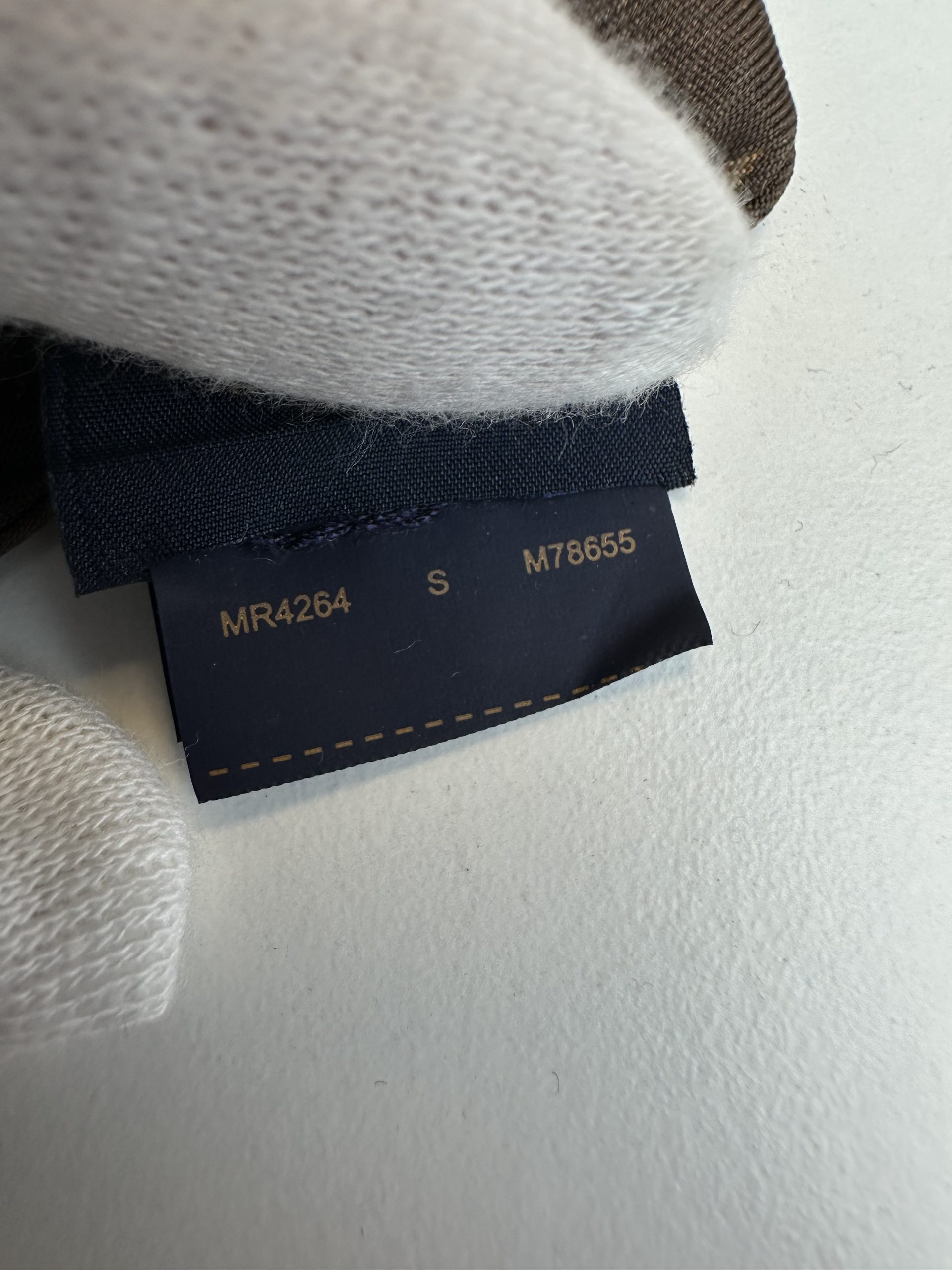 Bandeau Louis Vuitton Monogram Confidential in Seta - immagine 4