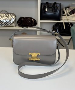 Borsa Celine Triomphe in Pelle Grigio Ghiaia