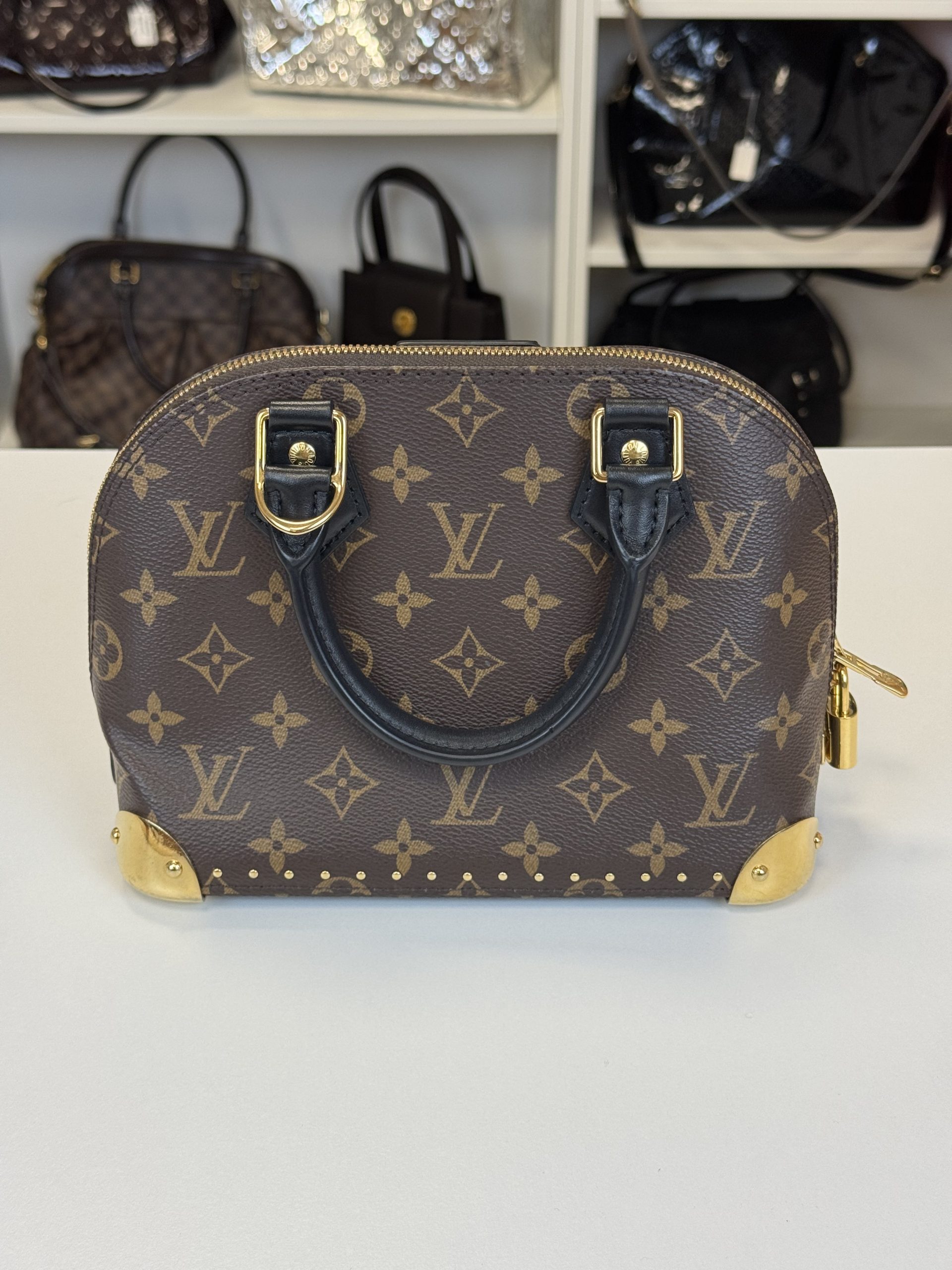 Borsa Louis Vuitton Alma Trunk BB - immagine 13