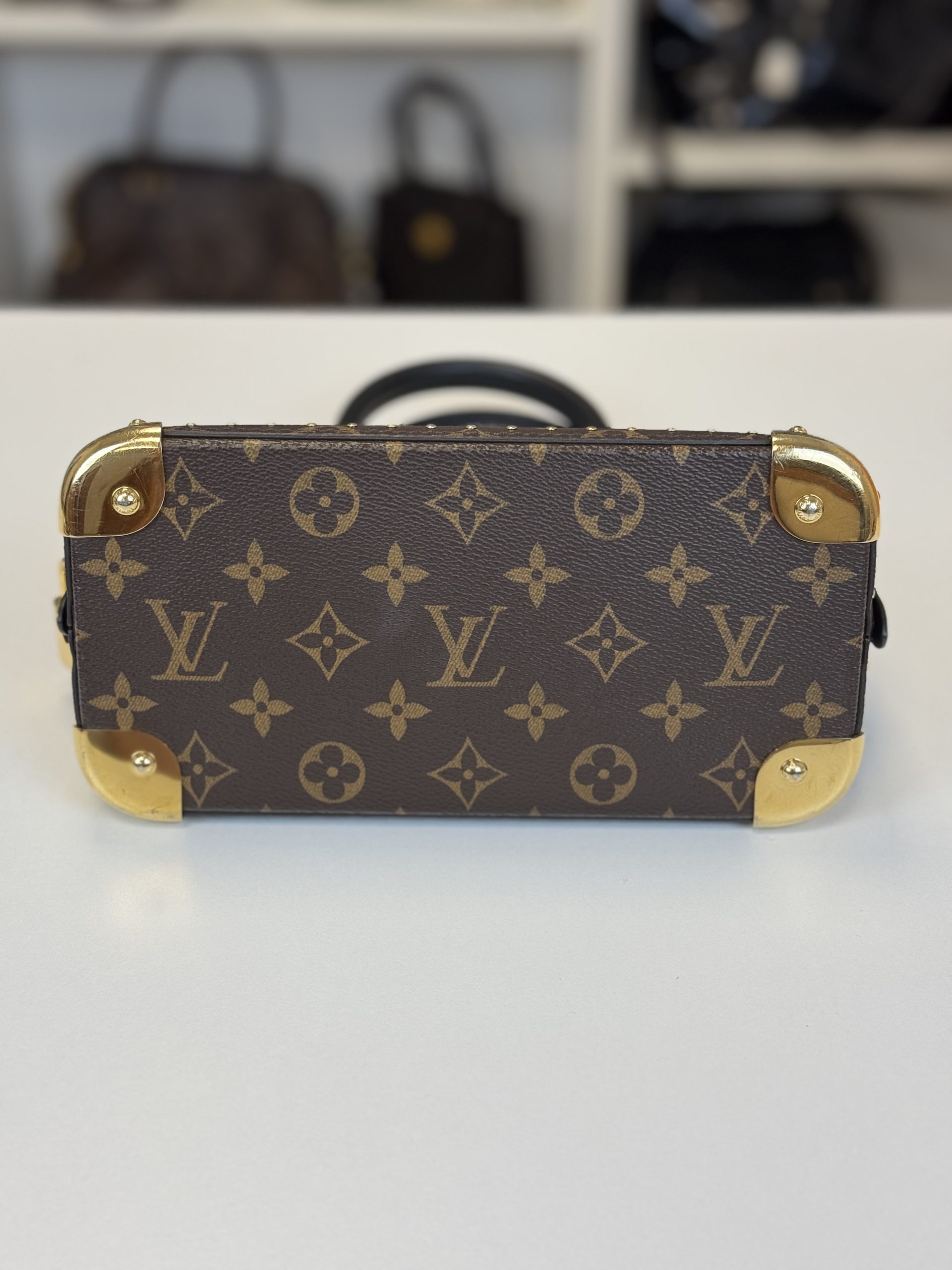 Borsa Louis Vuitton Alma Trunk BB - immagine 10