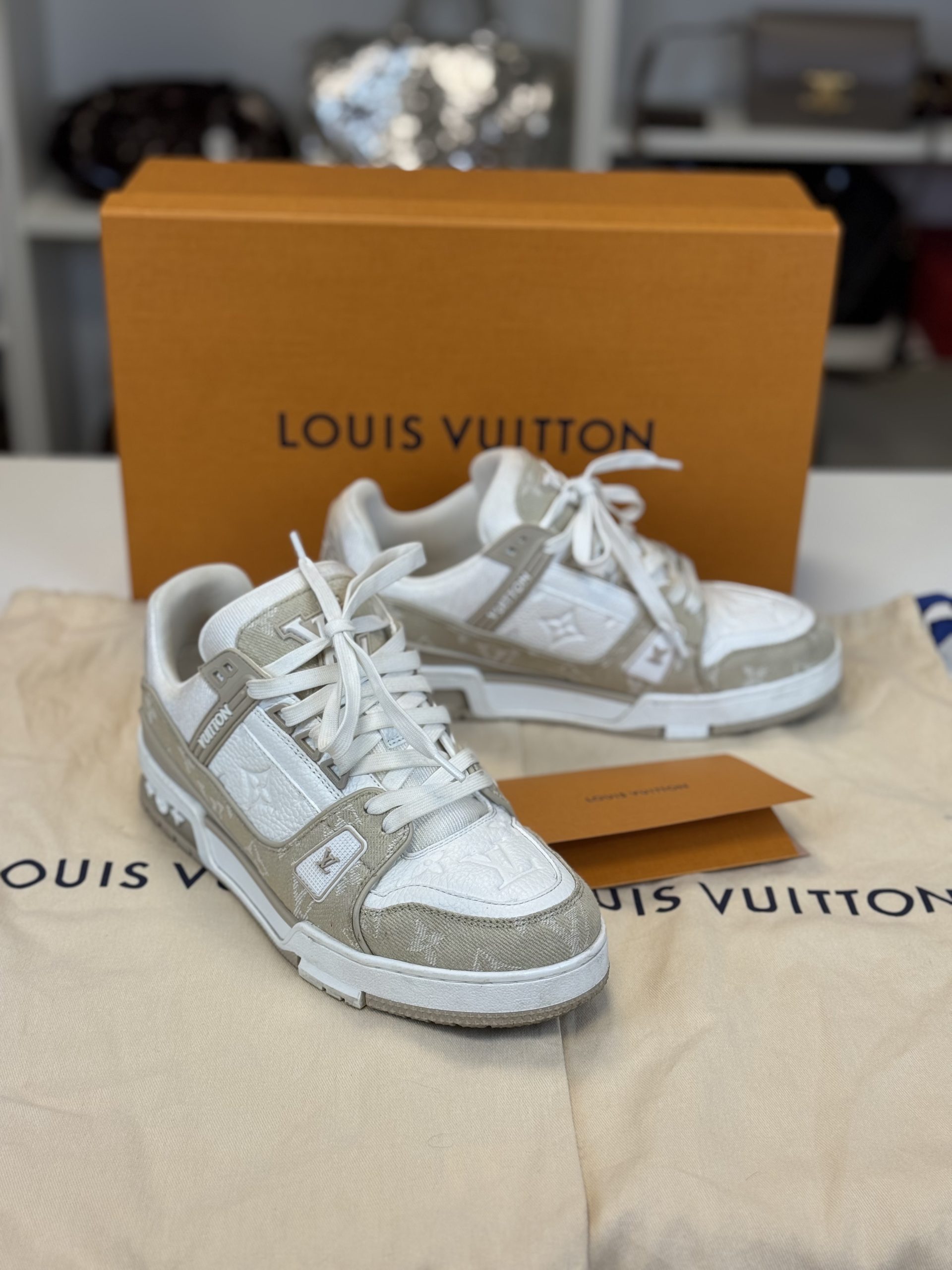 Sneaker Louis Vuitton Beige e Bianche 39