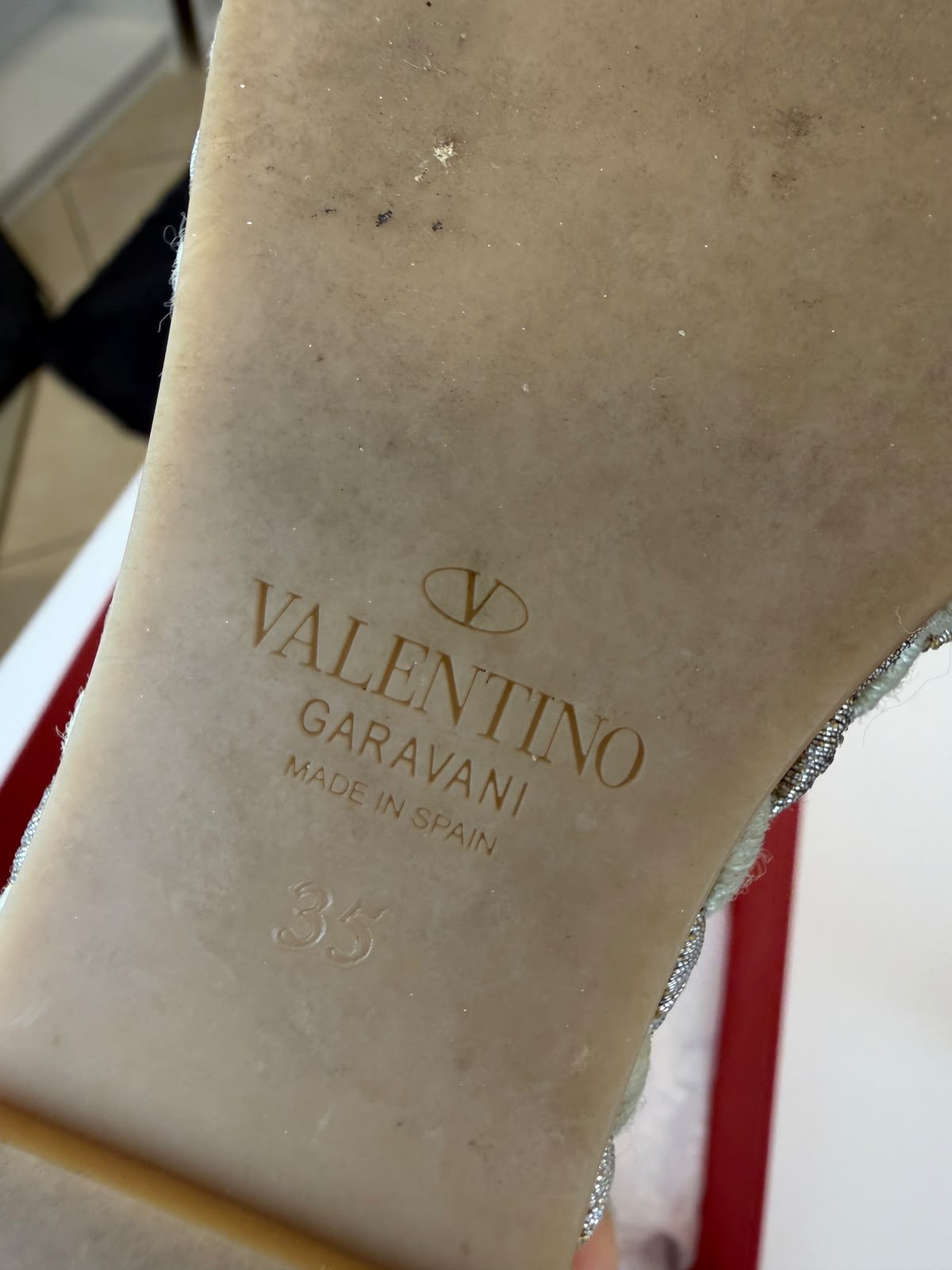 Sandali Valentino Garavani Rockstud Torchon Color Avorio e Silver - immagine 4