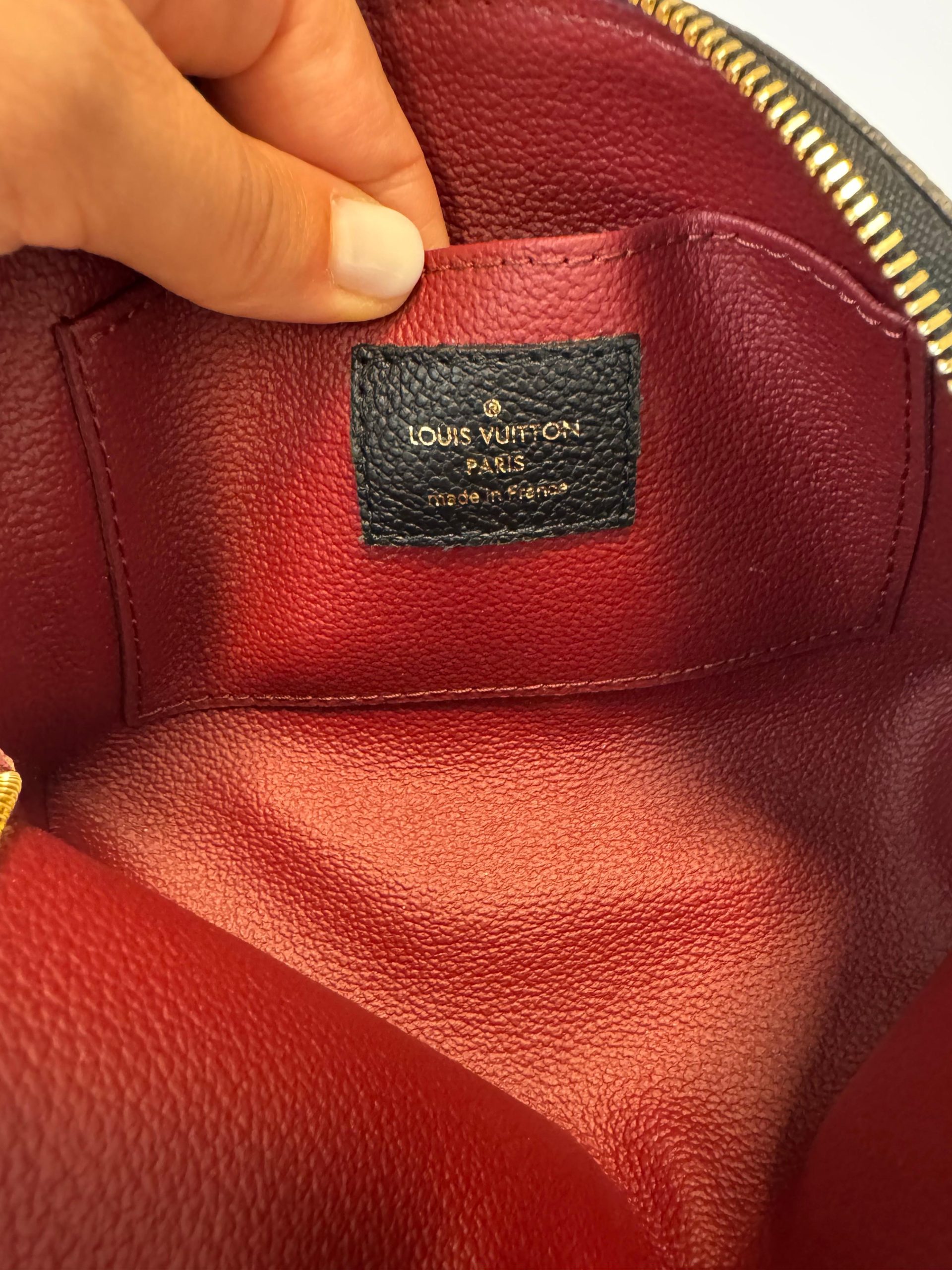 Pochette Cosmétique Louis Vuitton in Pelle Monogramme Empreinte - immagine 3