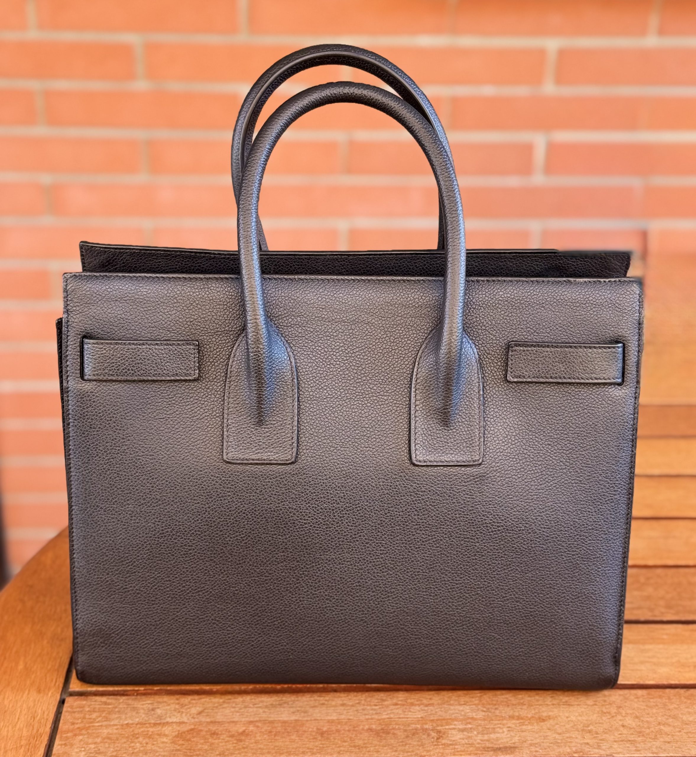 Borsa Saint Laurent Sac de Jour in Pelle Nera - immagine 15