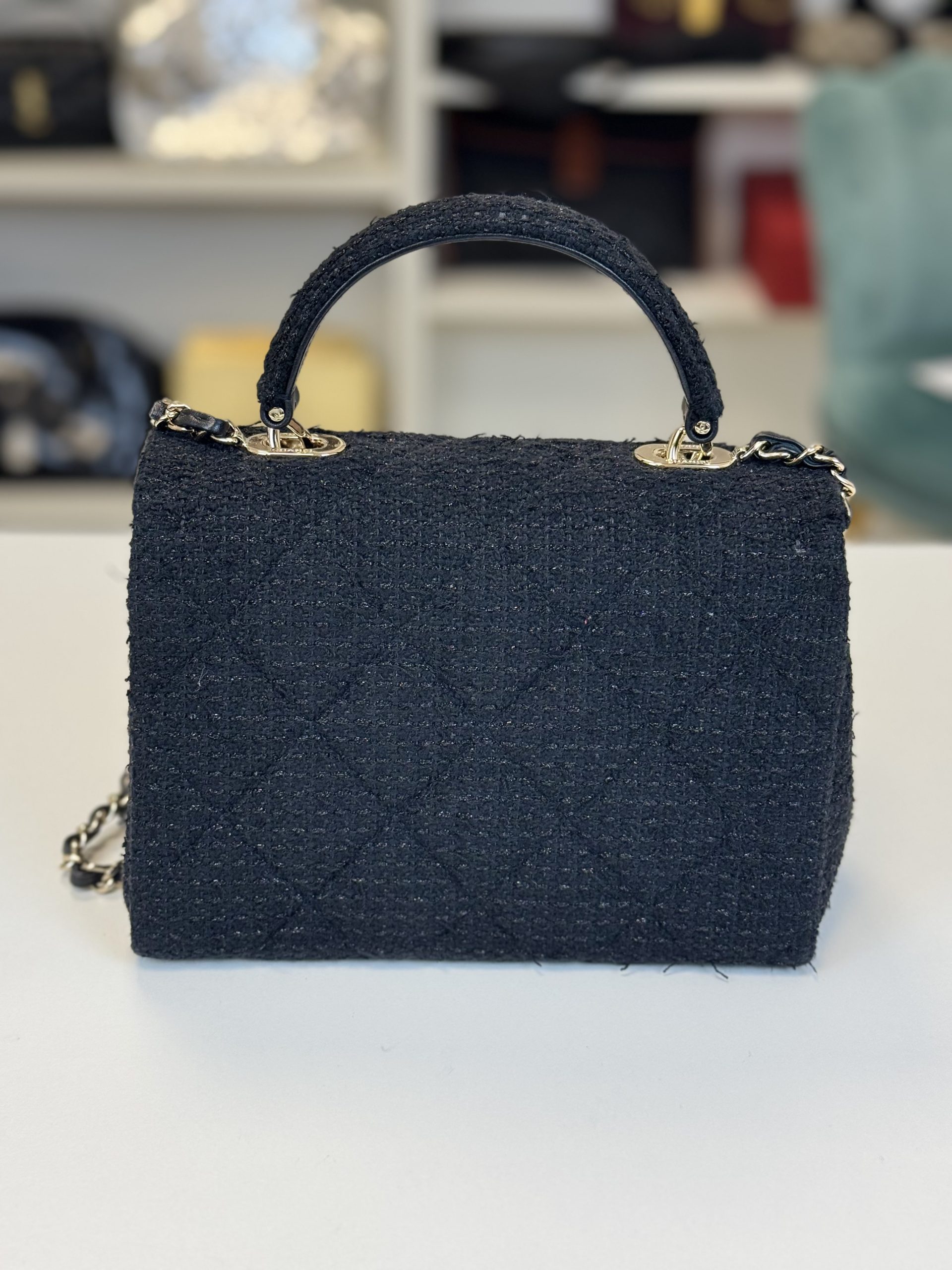 Borsa Chanel in Tweed Nero - immagine 15