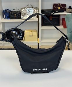 Balenciaga Borsa a Spalla Wheel in Nylon Nera