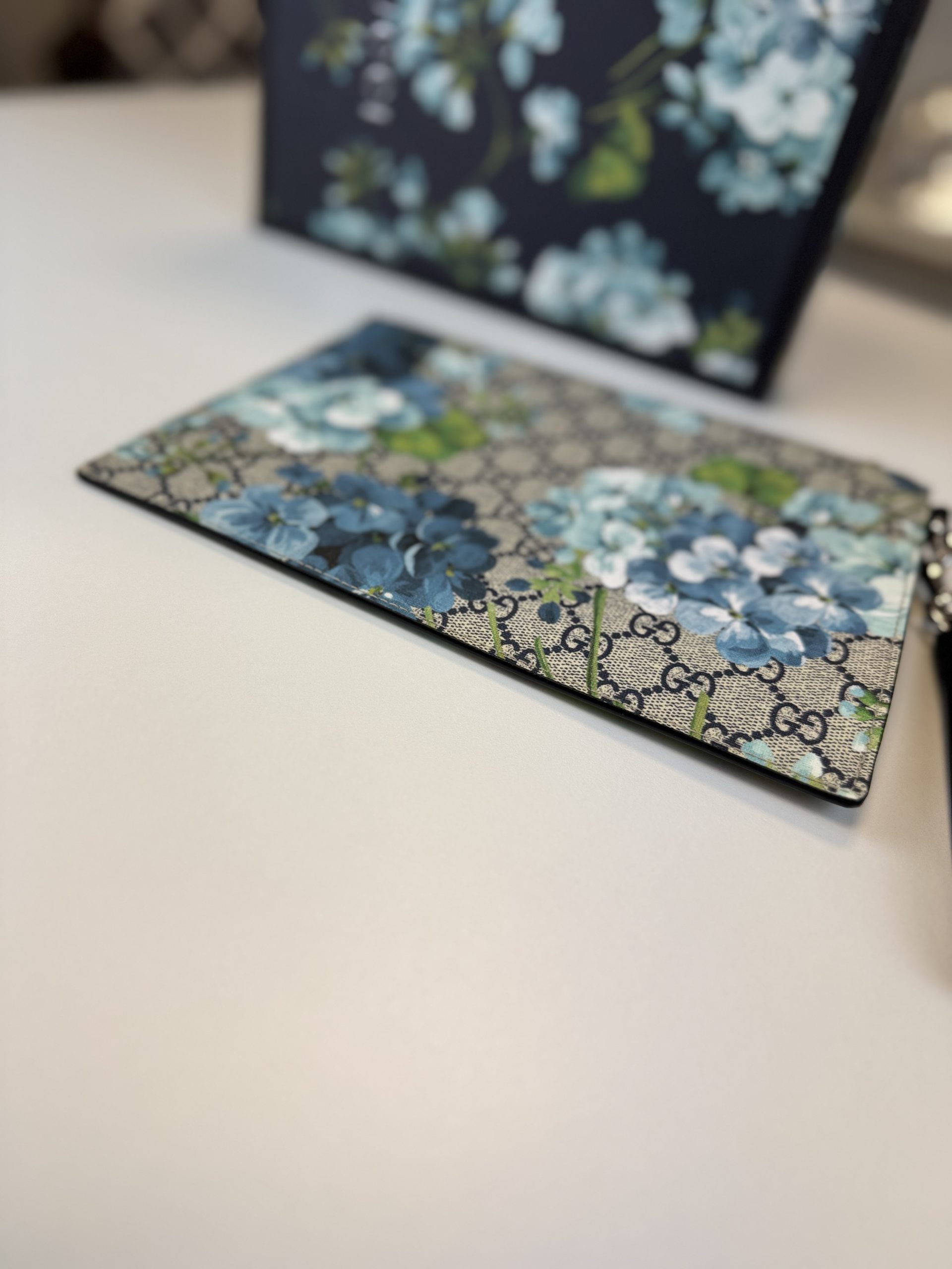 Pochette Gucci GG Supreme Blooms Fiori Azzurri - immagine 4