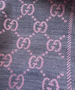 Sciarpa Gucci in Lana GG Grigio e Rosa - immagine 6