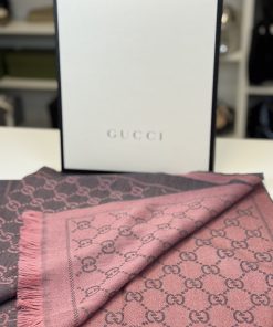 Sciarpa Gucci in Lana GG Grigio e Rosa