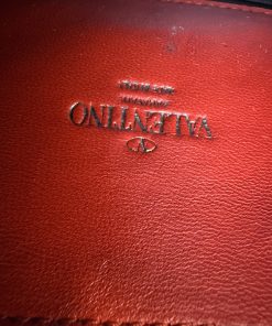Borsa a Tracolla Valentino Garavani Rockstud in Tessuto Effetto Giraffa Bianco e Nero - immagine 15