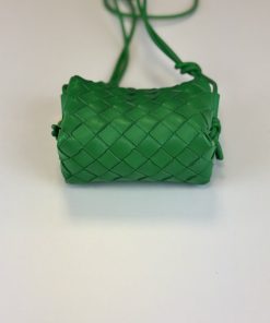 Borsa Bottega Veneta Mini Loop Camera Bag in Pelle Verde Intrecciata - immagine 7