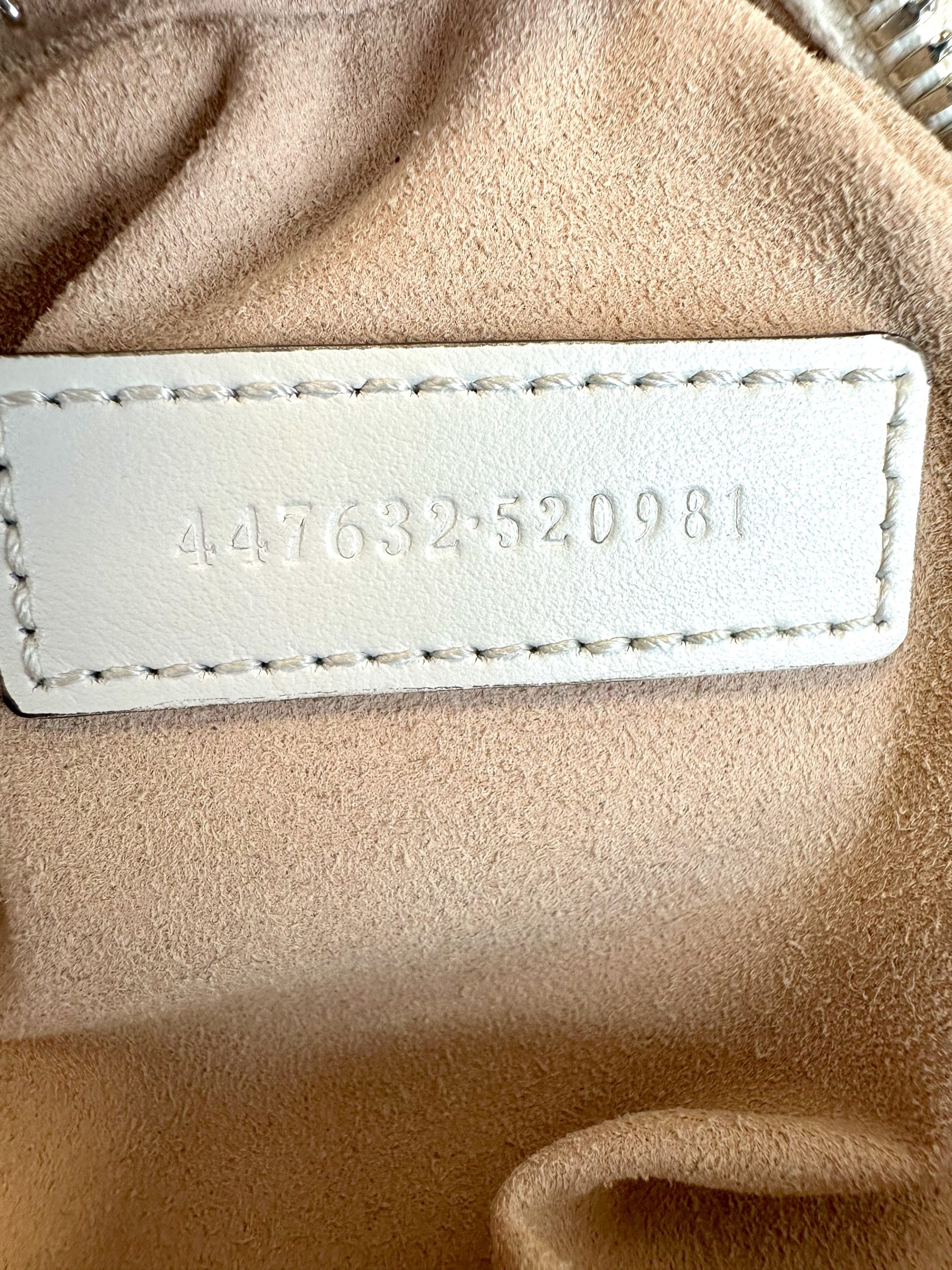 Borsa Gucci Marmont in Pelle Trapuntata Bianca - immagine 22