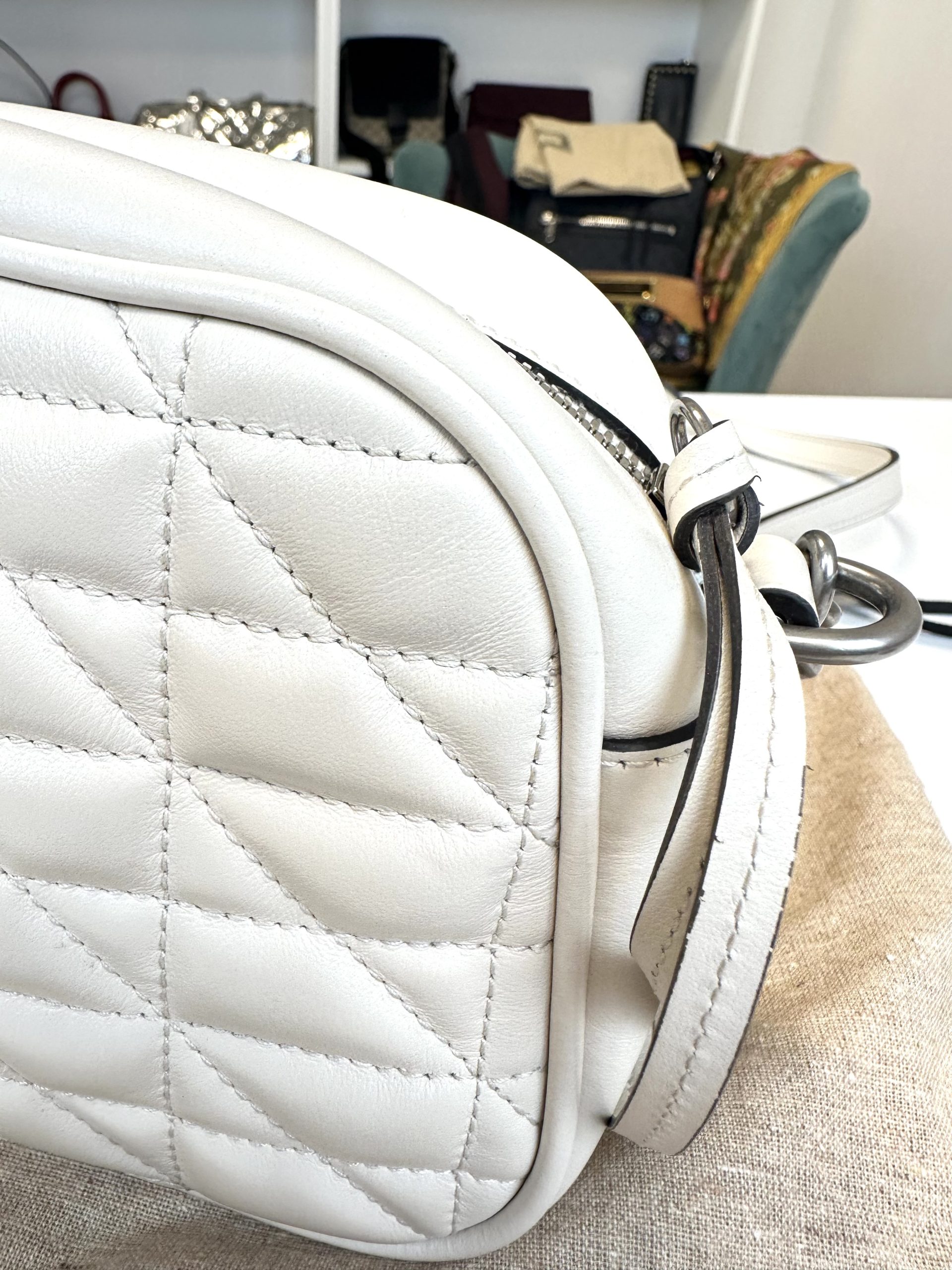Borsa Gucci Marmont in Pelle Trapuntata Bianca - immagine 8