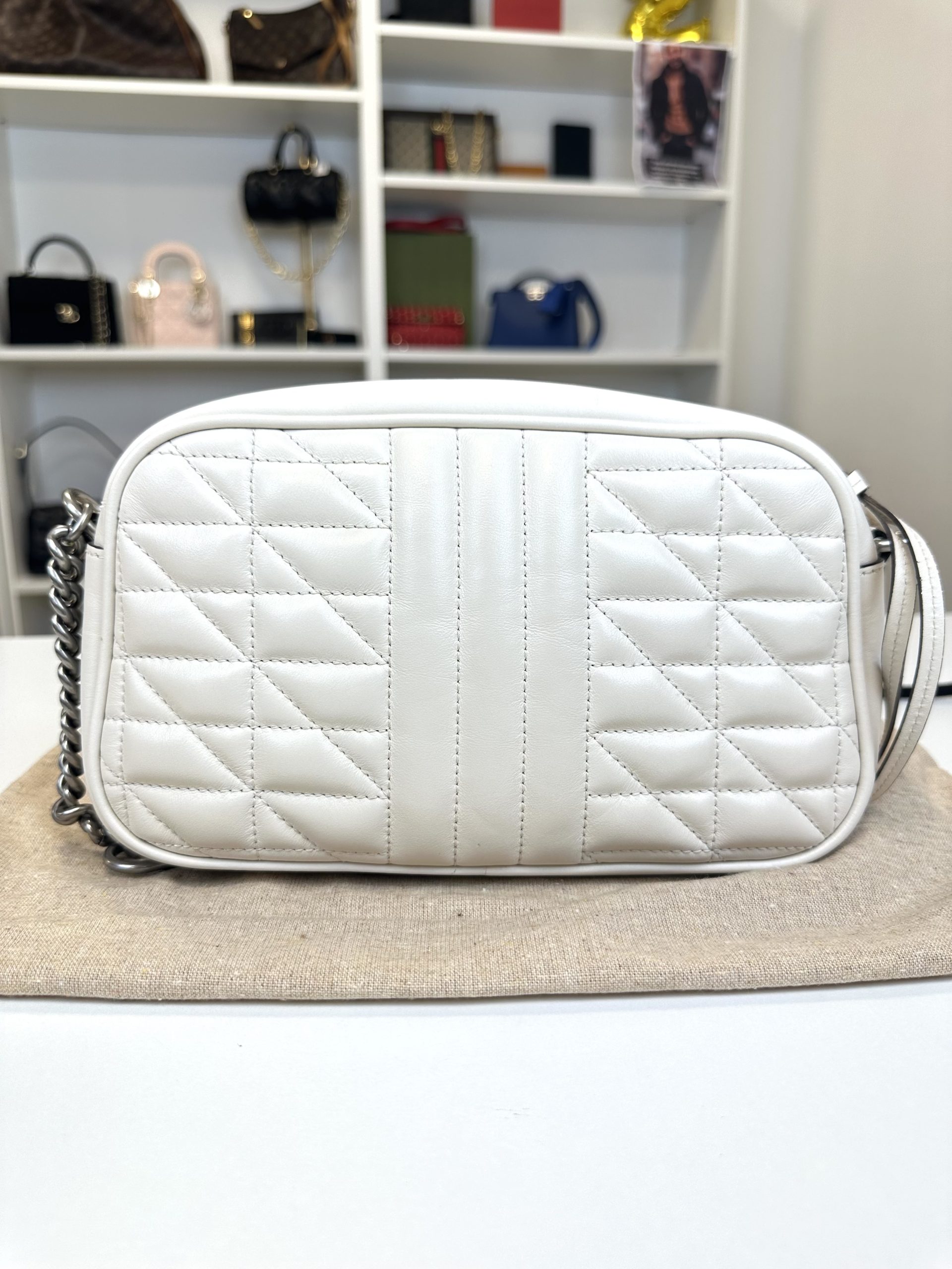 Borsa Gucci Marmont in Pelle Trapuntata Bianca - immagine 4