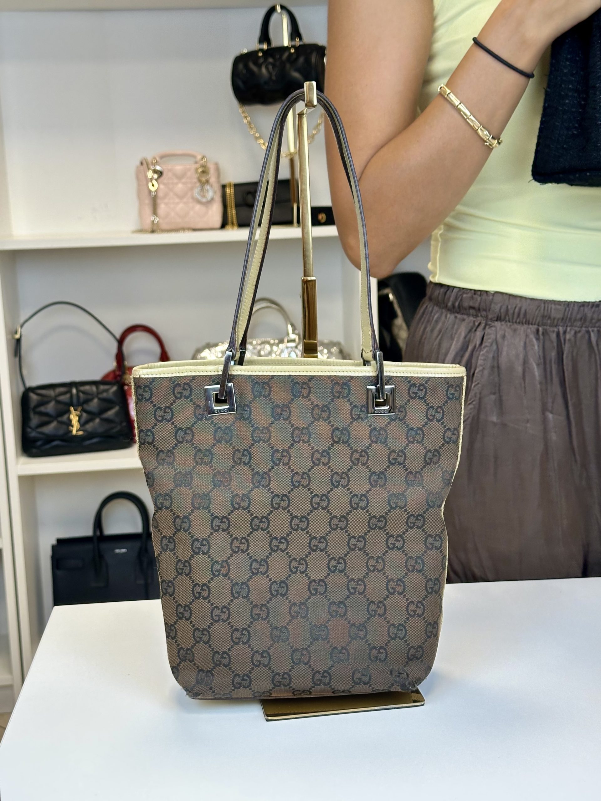 Borsa Gucci Tote a Spalla in Tela Supreme Marrone - immagine 2