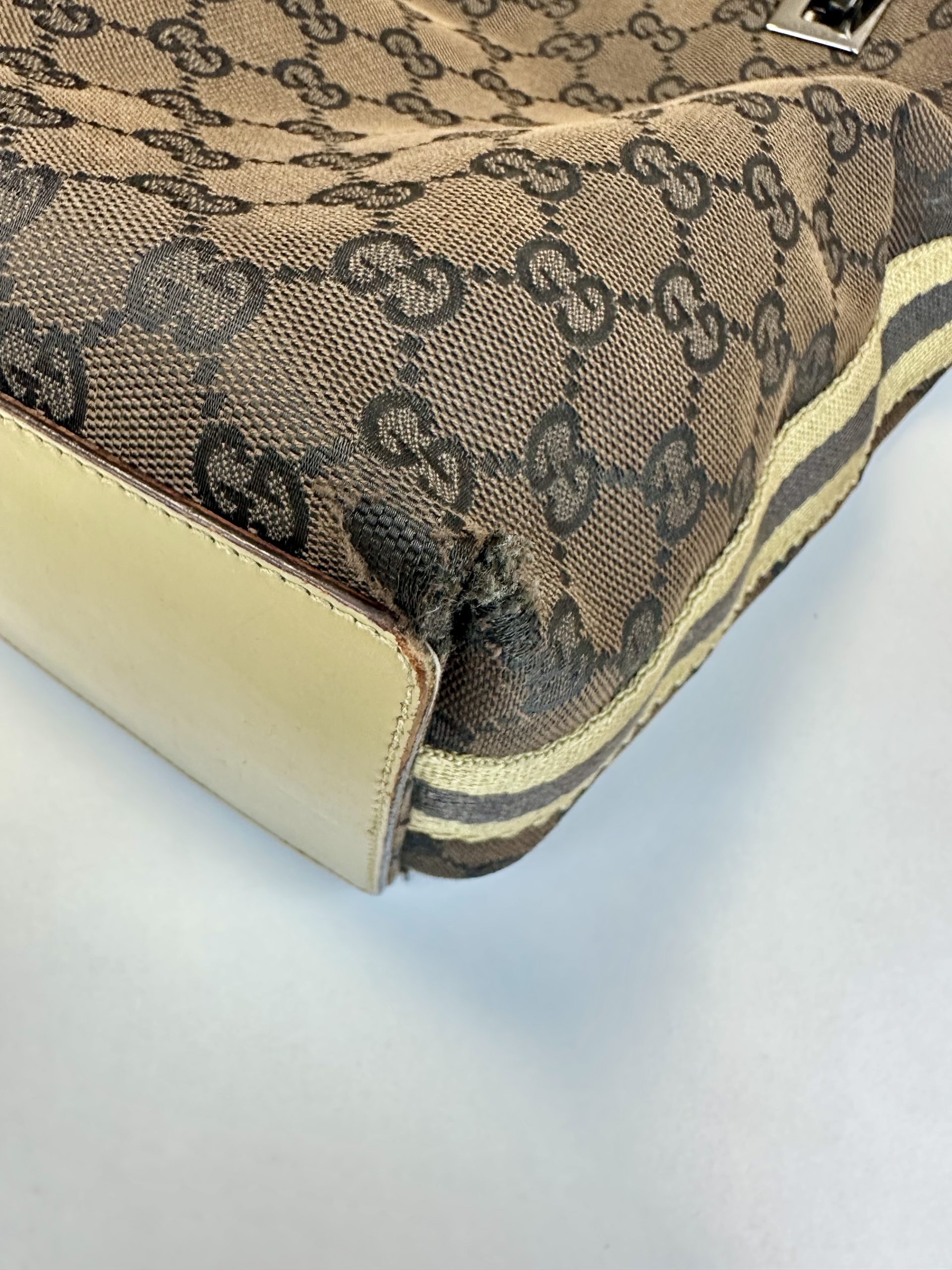 Borsa Gucci Tote a Spalla in Tela Supreme Marrone - immagine 9