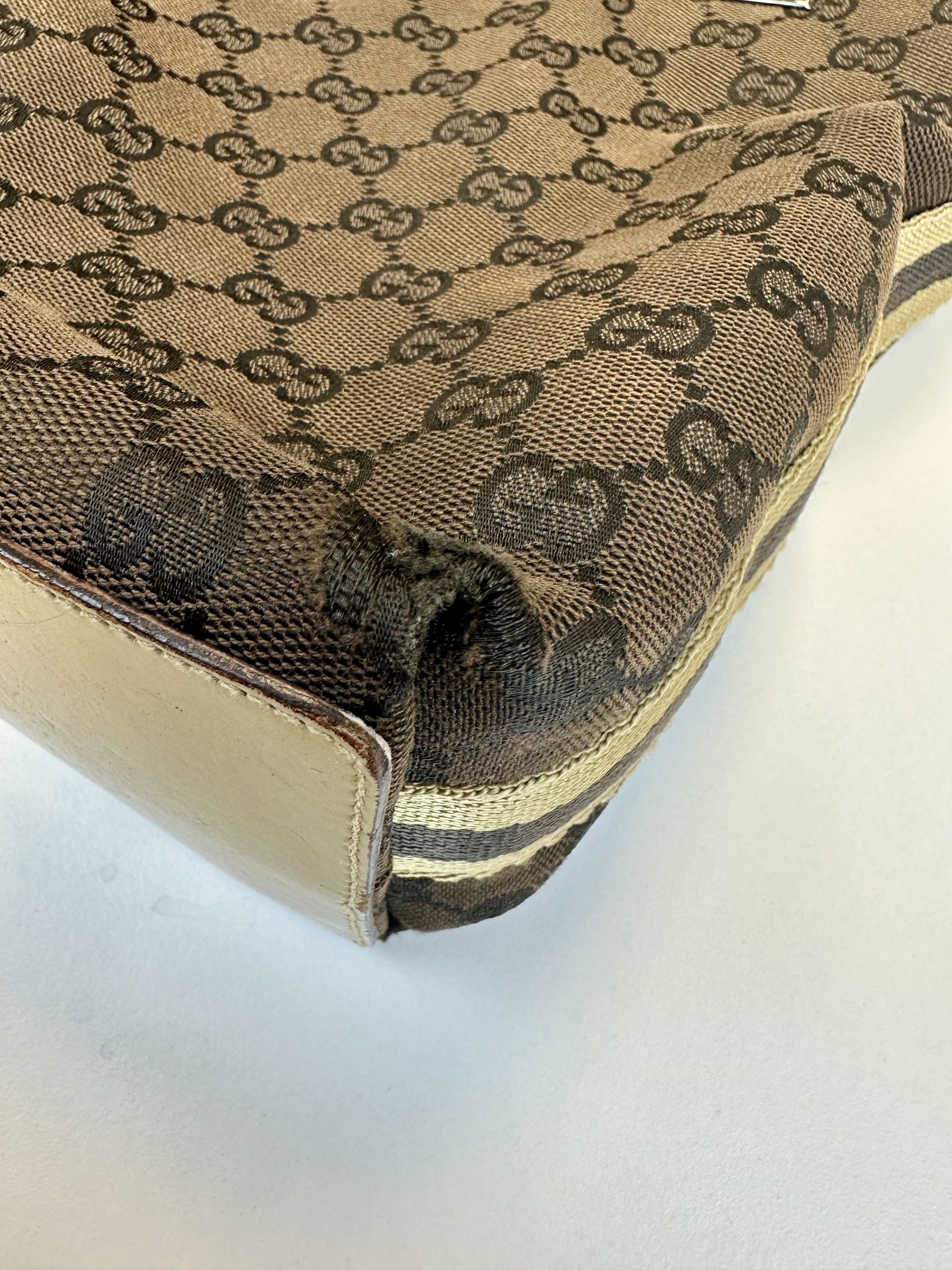 Borsa Gucci Tote a Spalla in Tela Supreme Marrone - immagine 11
