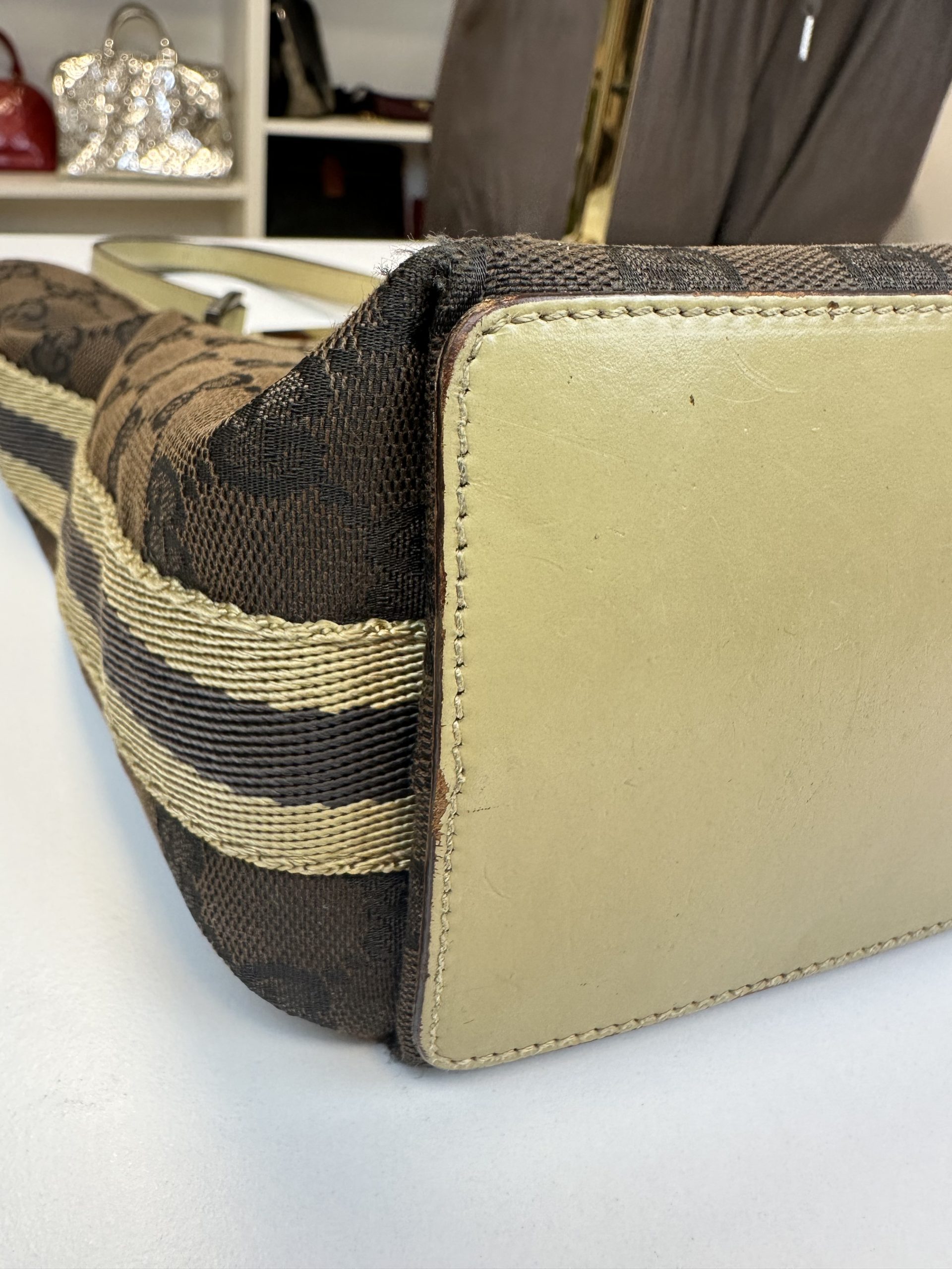 Borsa Gucci Tote a Spalla in Tela Supreme Marrone - immagine 23