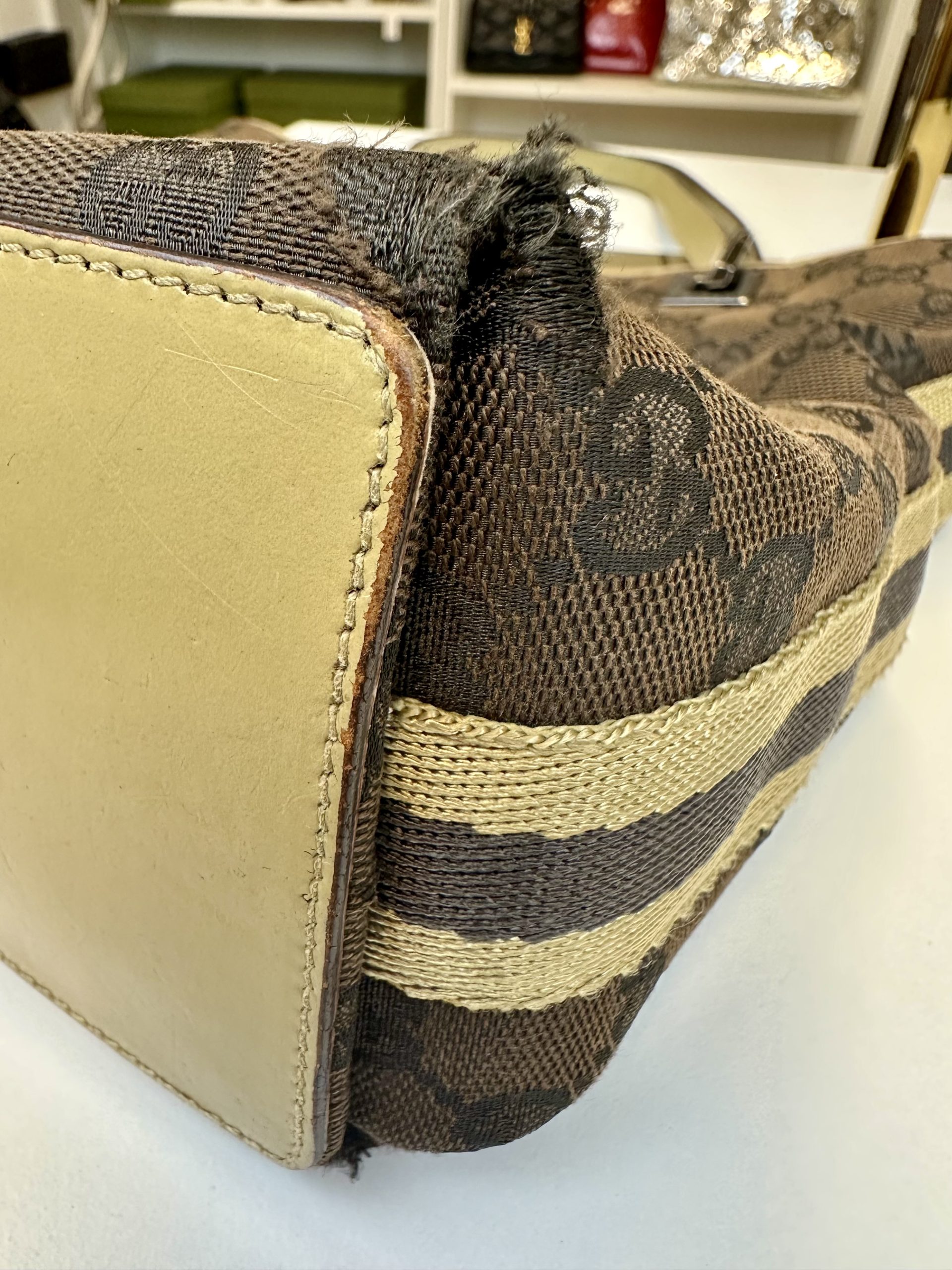 Borsa Gucci Tote a Spalla in Tela Supreme Marrone - immagine 21