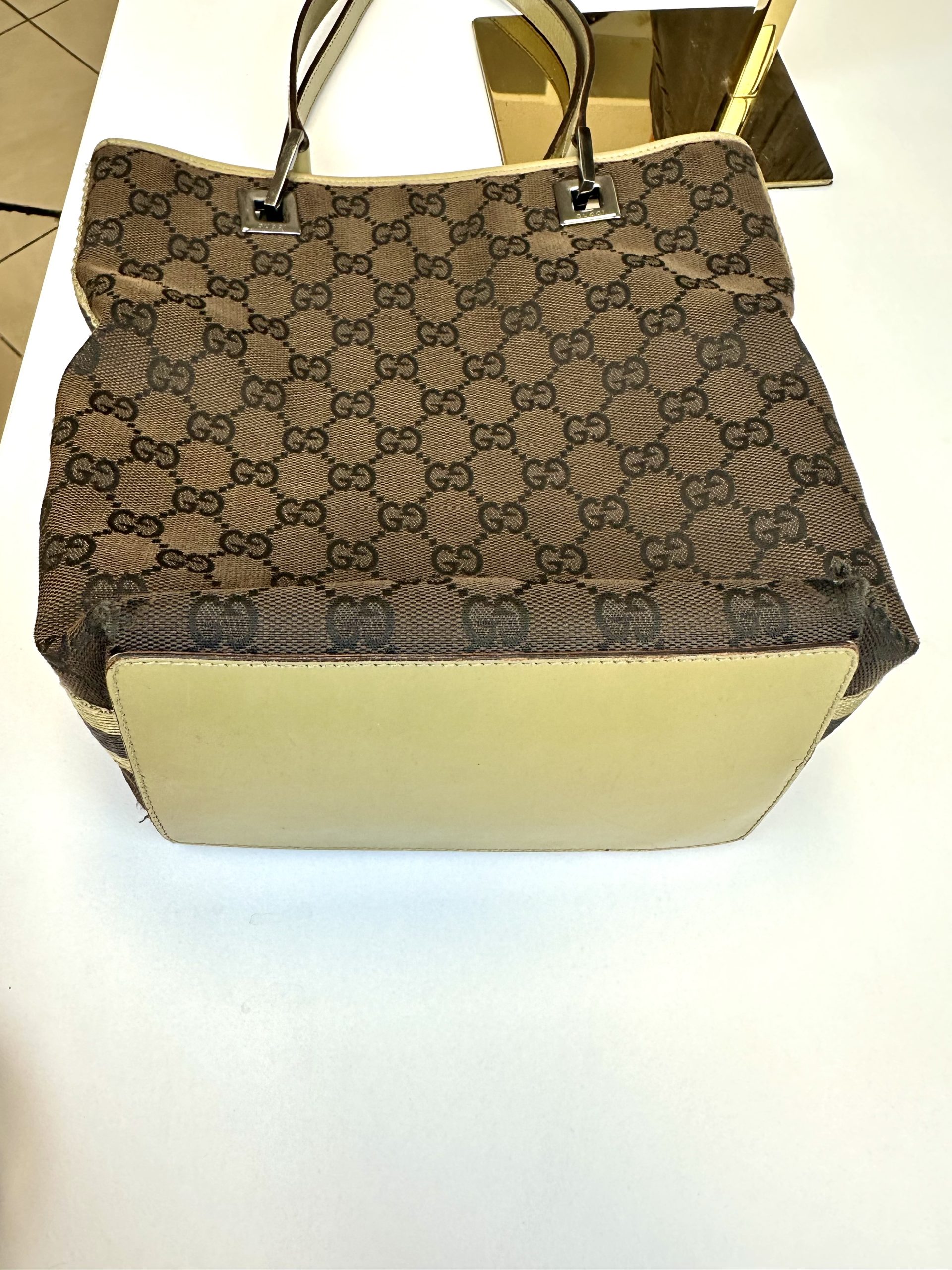 Borsa Gucci Tote a Spalla in Tela Supreme Marrone - immagine 22
