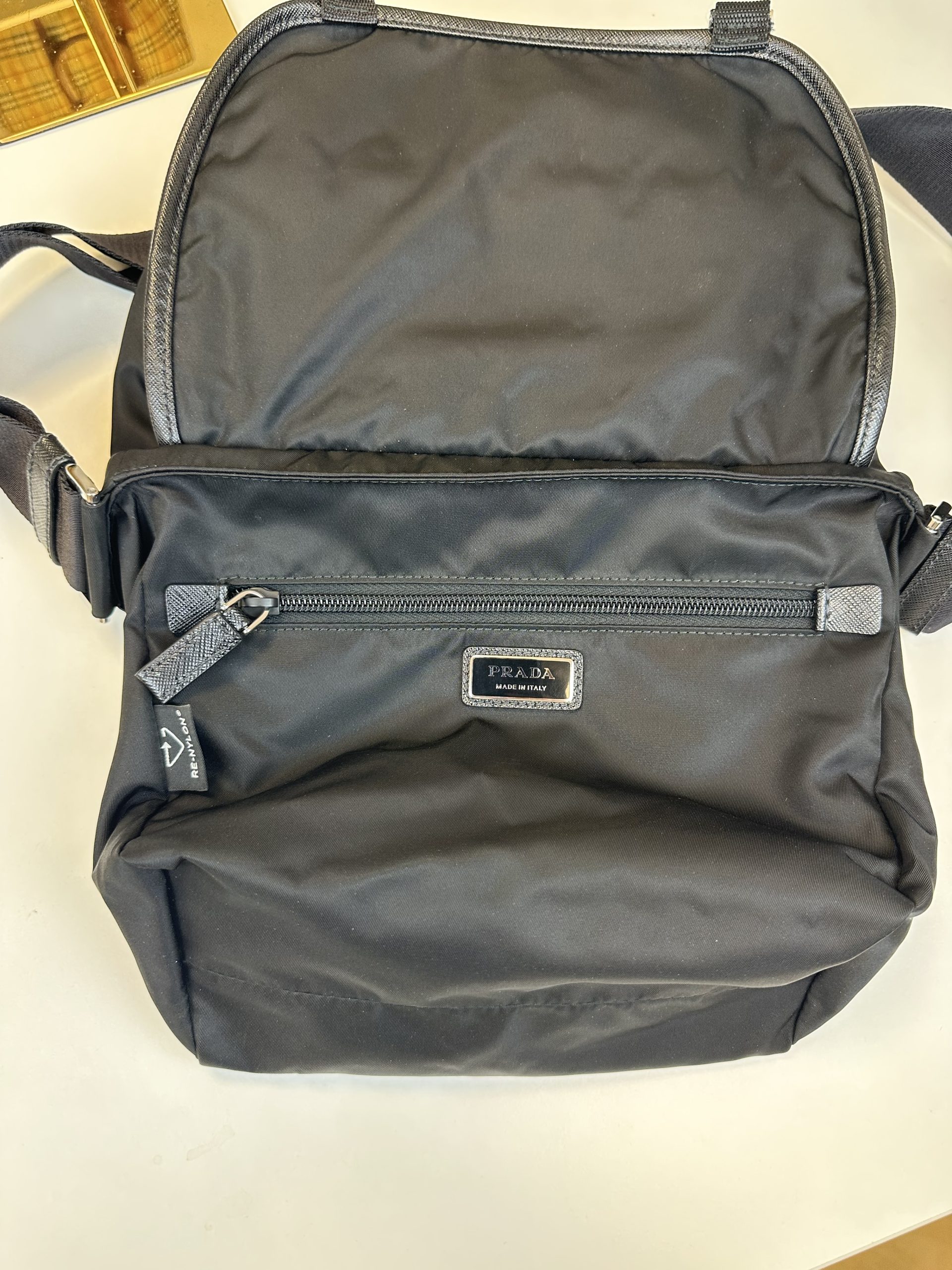 Borsa Prada a Tracolla in Re-Nylon e Pelle Saffiano Nera - immagine 13