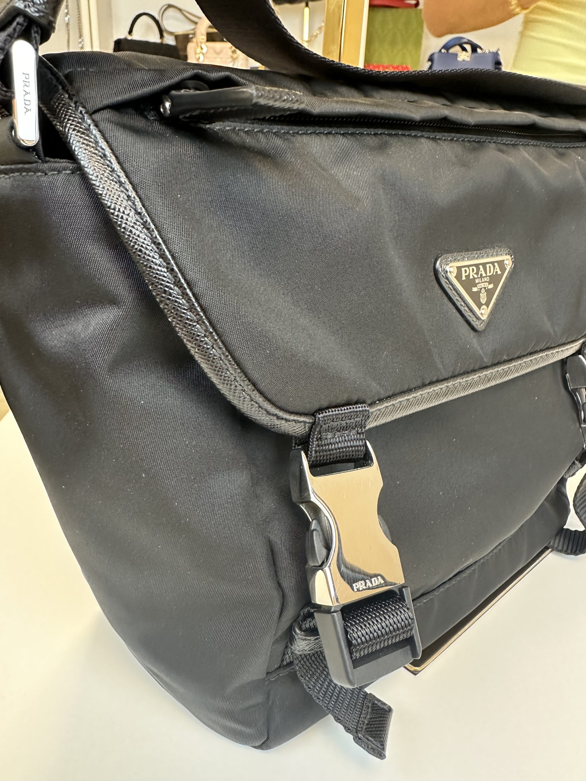 Borsa Prada a Tracolla in Re-Nylon e Pelle Saffiano Nera - immagine 16
