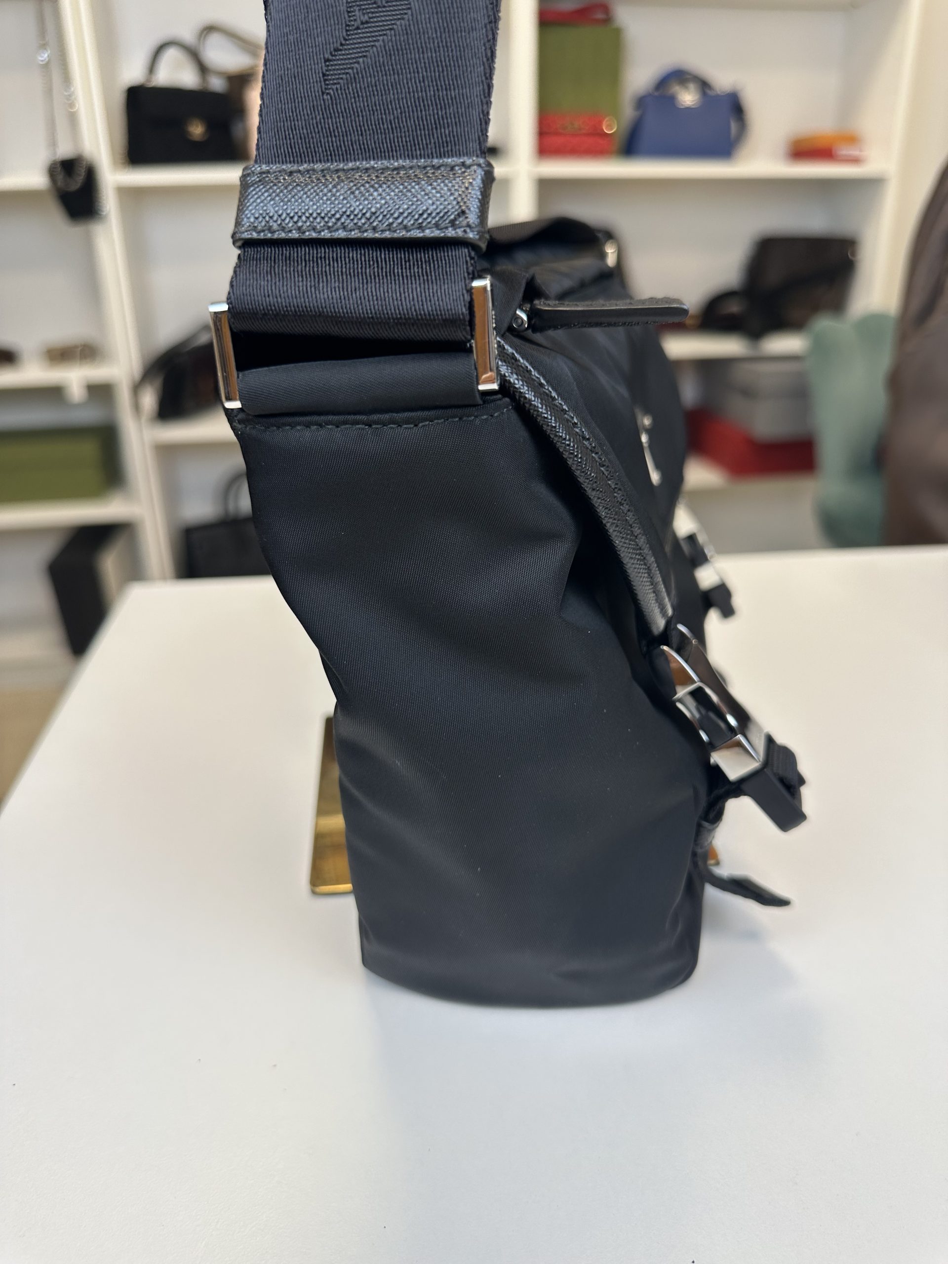 Borsa Prada a Tracolla in Re-Nylon e Pelle Saffiano Nera - immagine 18