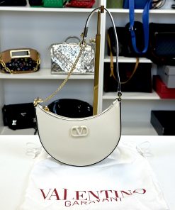 Alternative view of Mini Borsa Valentino Hobo VLogo Signature In Vitello Granato color Light Ivory