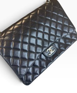 Borsa Chanel Maxi Jumbo Timeless in Pelle Nera - immagine 17