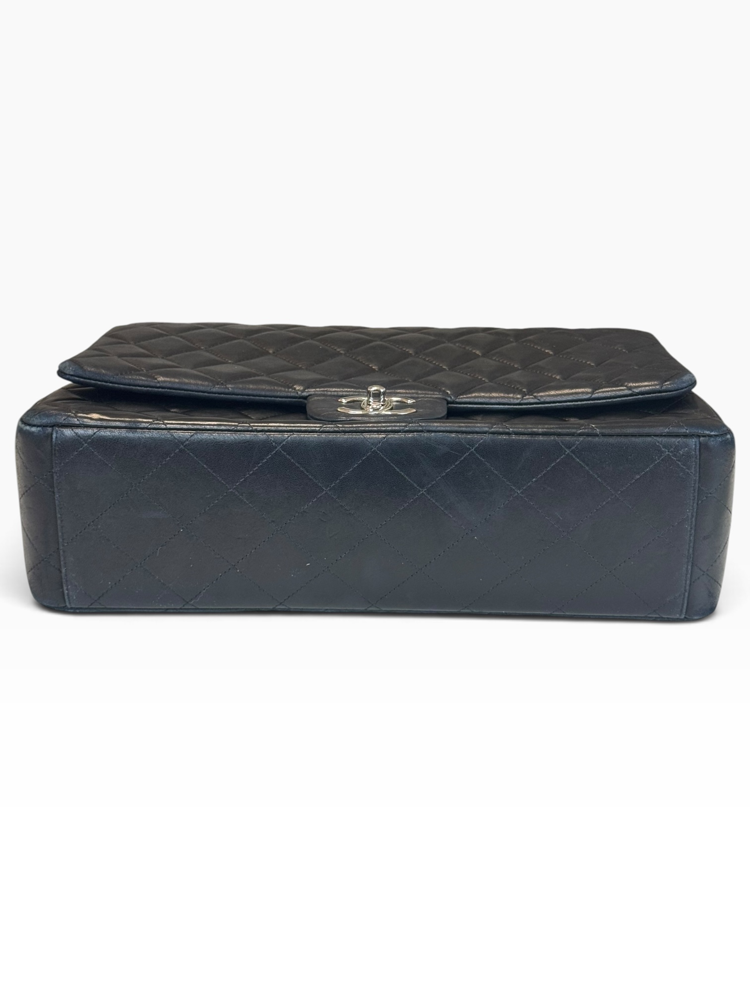 Borsa Chanel Maxi Jumbo Timeless in Pelle Nera - immagine 16