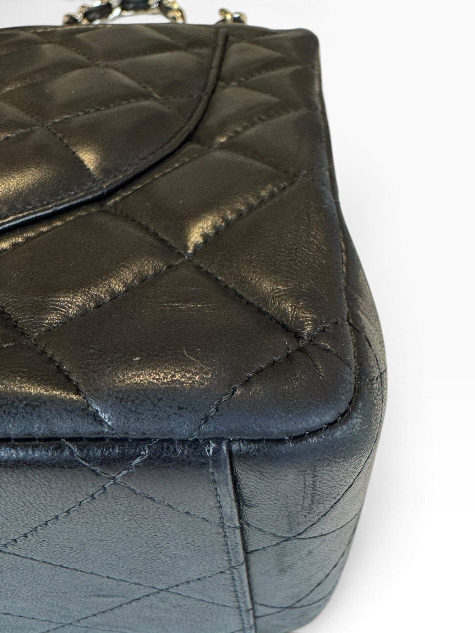 Borsa Chanel Maxi Jumbo Timeless in Pelle Nera - immagine 5