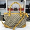 Borsa Gucci Sukey 2-Way Shoulder Bag in Tela Beige e Pelle Gialla