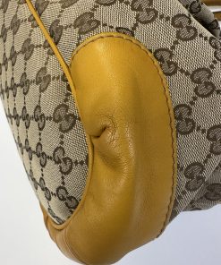Borsa Gucci Sukey 2-Way Shoulder Bag in Tela Beige e Pelle Gialla - immagine 6