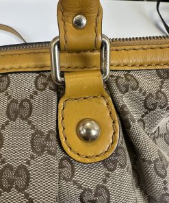 Borsa Gucci Sukey 2-Way Shoulder Bag in Tela Beige e Pelle Gialla - immagine 8