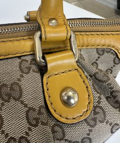 Borsa Gucci Sukey 2-Way Shoulder Bag in Tela Beige e Pelle Gialla - immagine 17