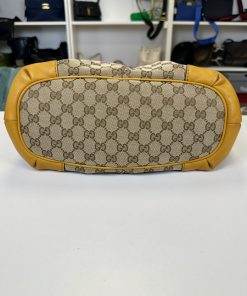 Borsa Gucci Sukey 2-Way Shoulder Bag in Tela Beige e Pelle Gialla - immagine 16
